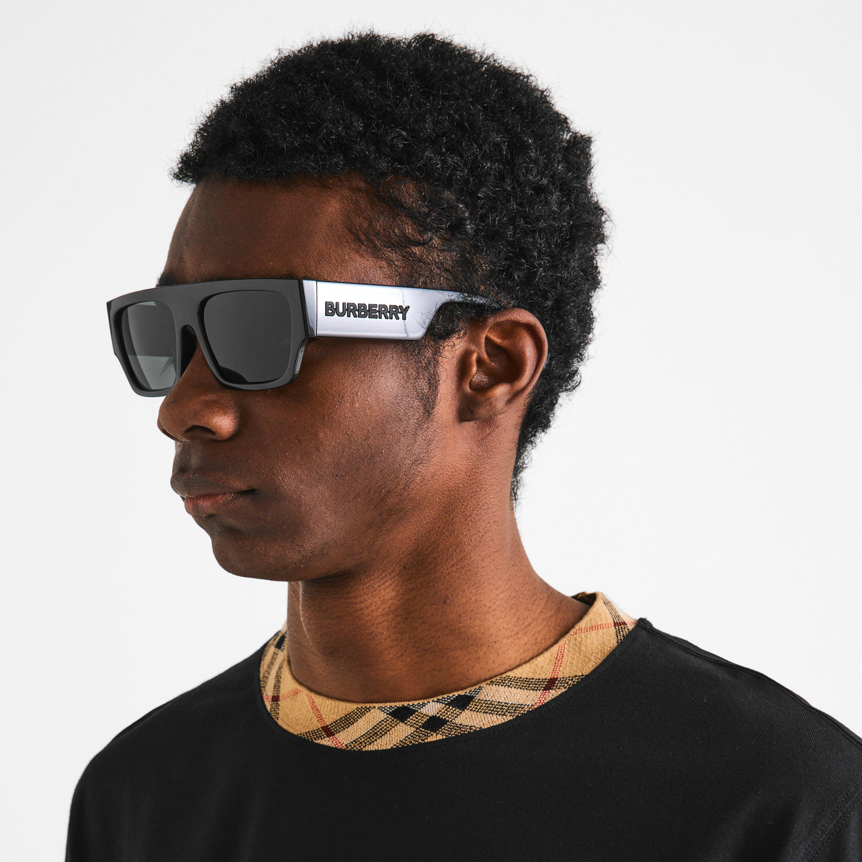 Black - Burberry - Burberry Micah Sn63 - 3