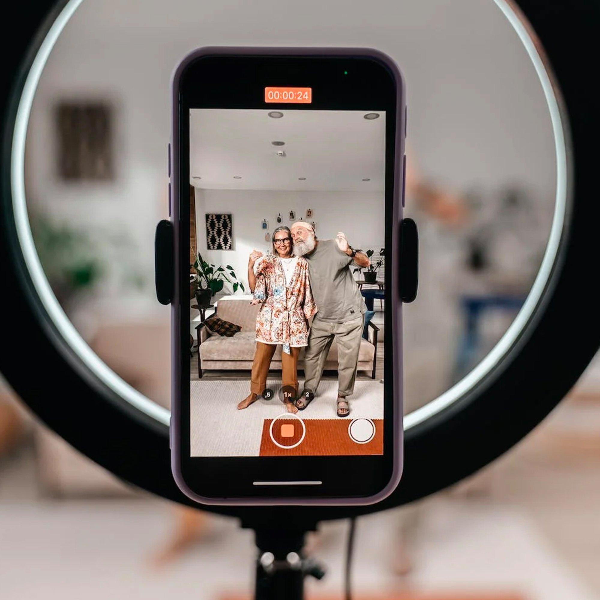 Black - Pixibright - White Ring Light Selfie Sticks - 6