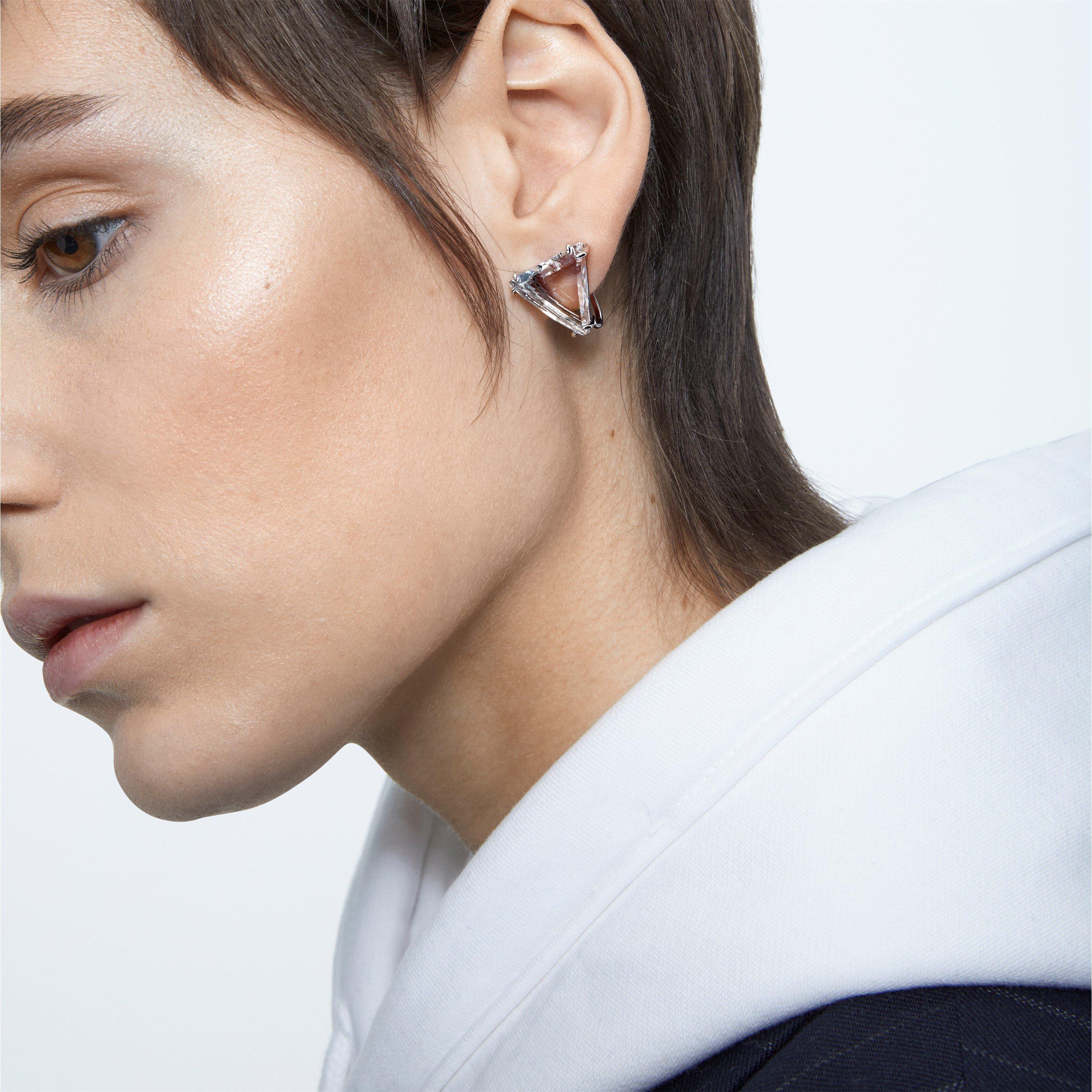 ピアス SWAROVSKI Mesmera white single clip crystal earring earring Amazon.com: Swarovski Mesmera Clip Earrings, Mixed Cuts