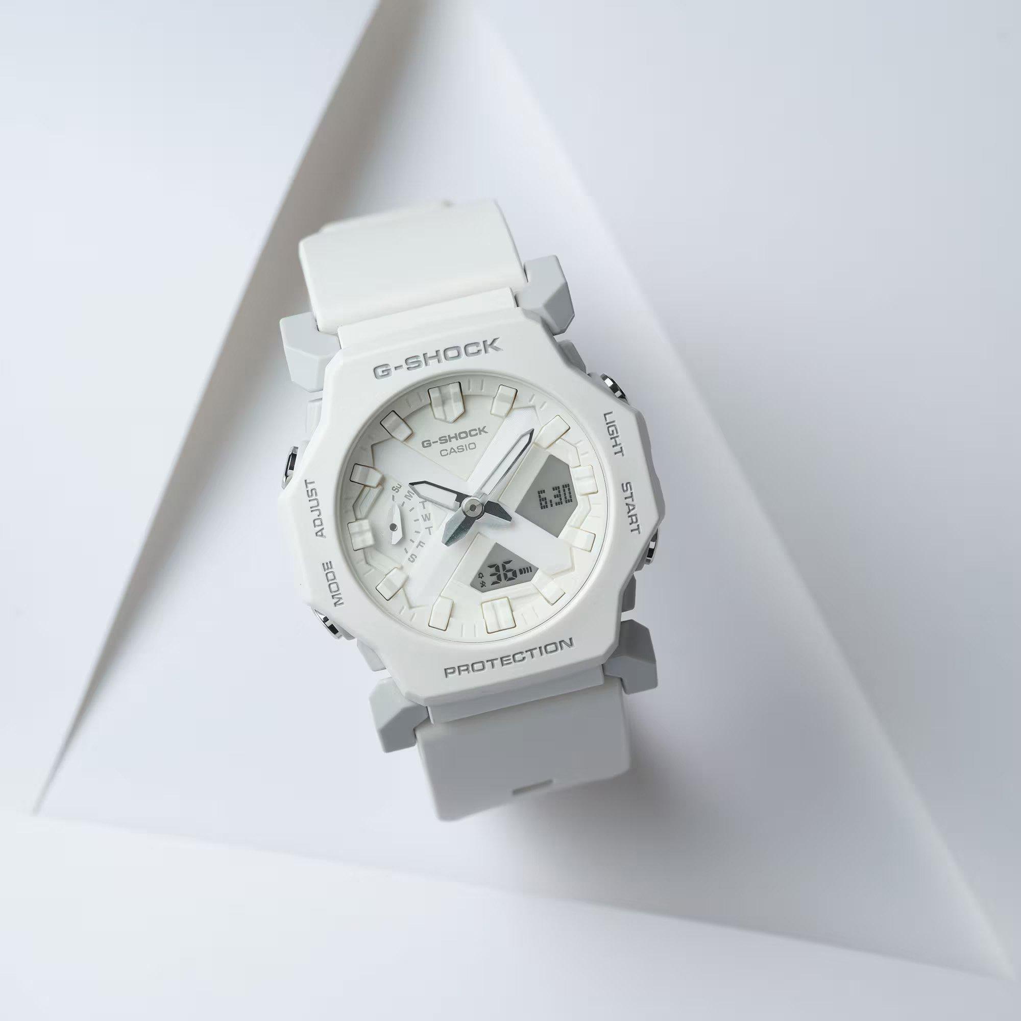 White - G Shock - Unisex Adults Digital Watch - 3