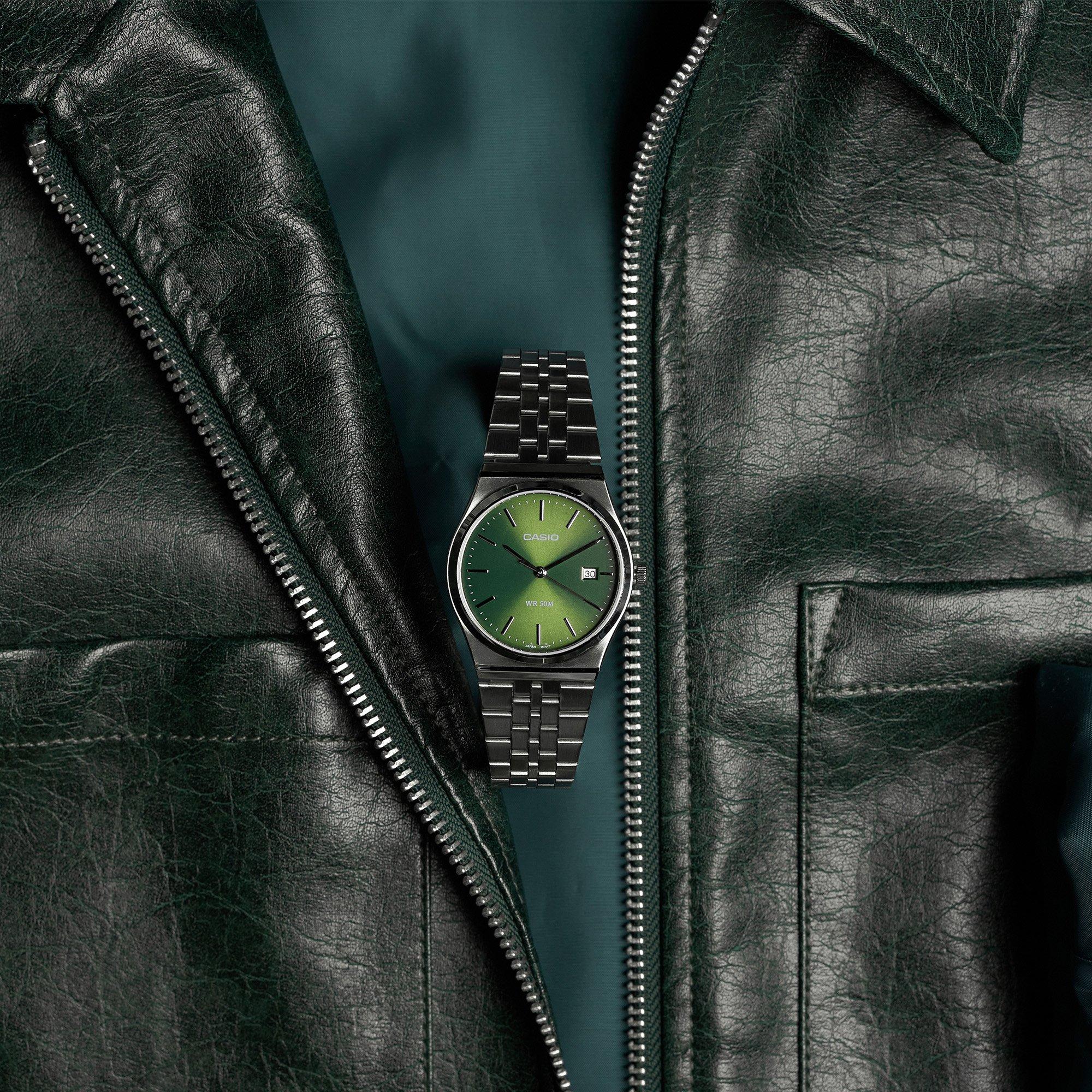 Green/Silver - Casio - Adults Digital Watch - 3