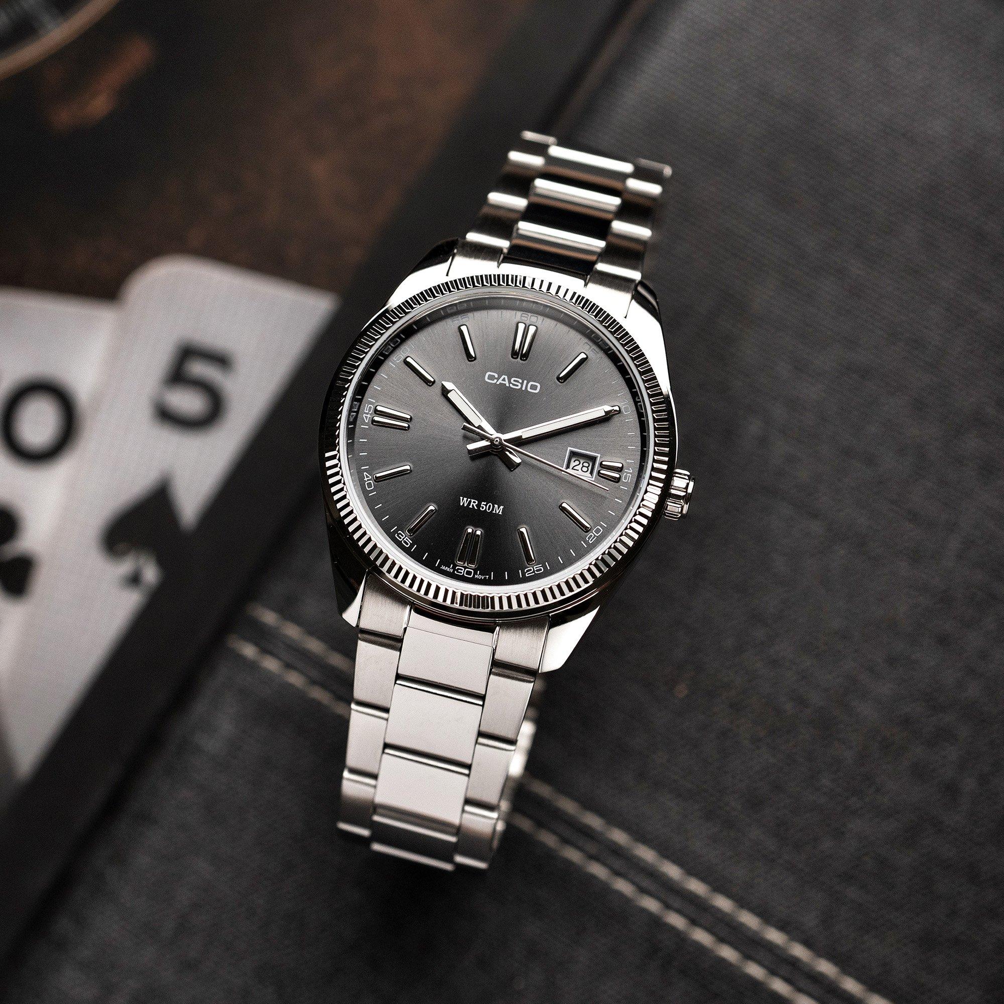 Black/Silver - Casio - Men's Analogue Stainless Steel 50M Water Resistant Watch - 2