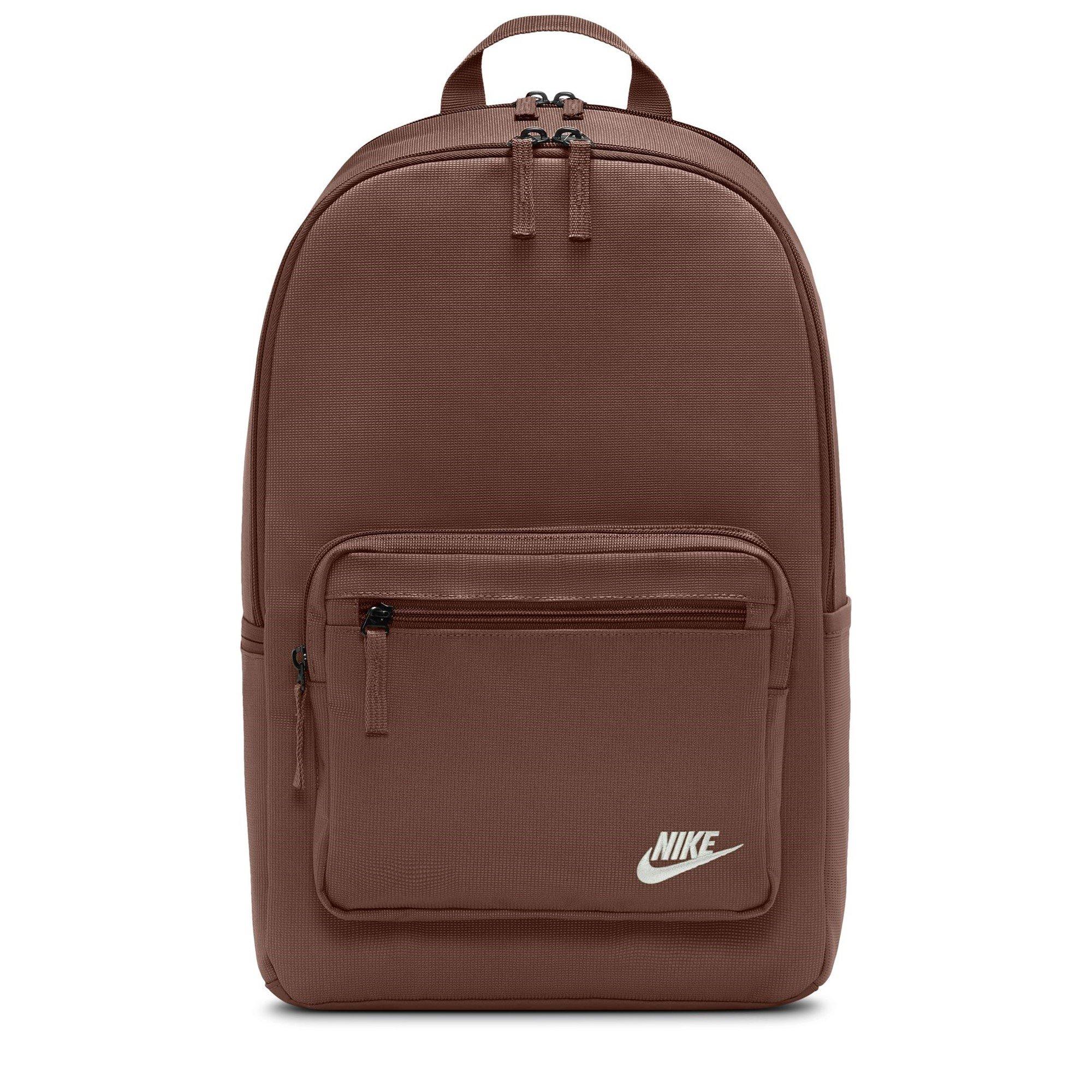 Nike Heritage Eugene Backpack (23L) Sacs à dos Sports Direct