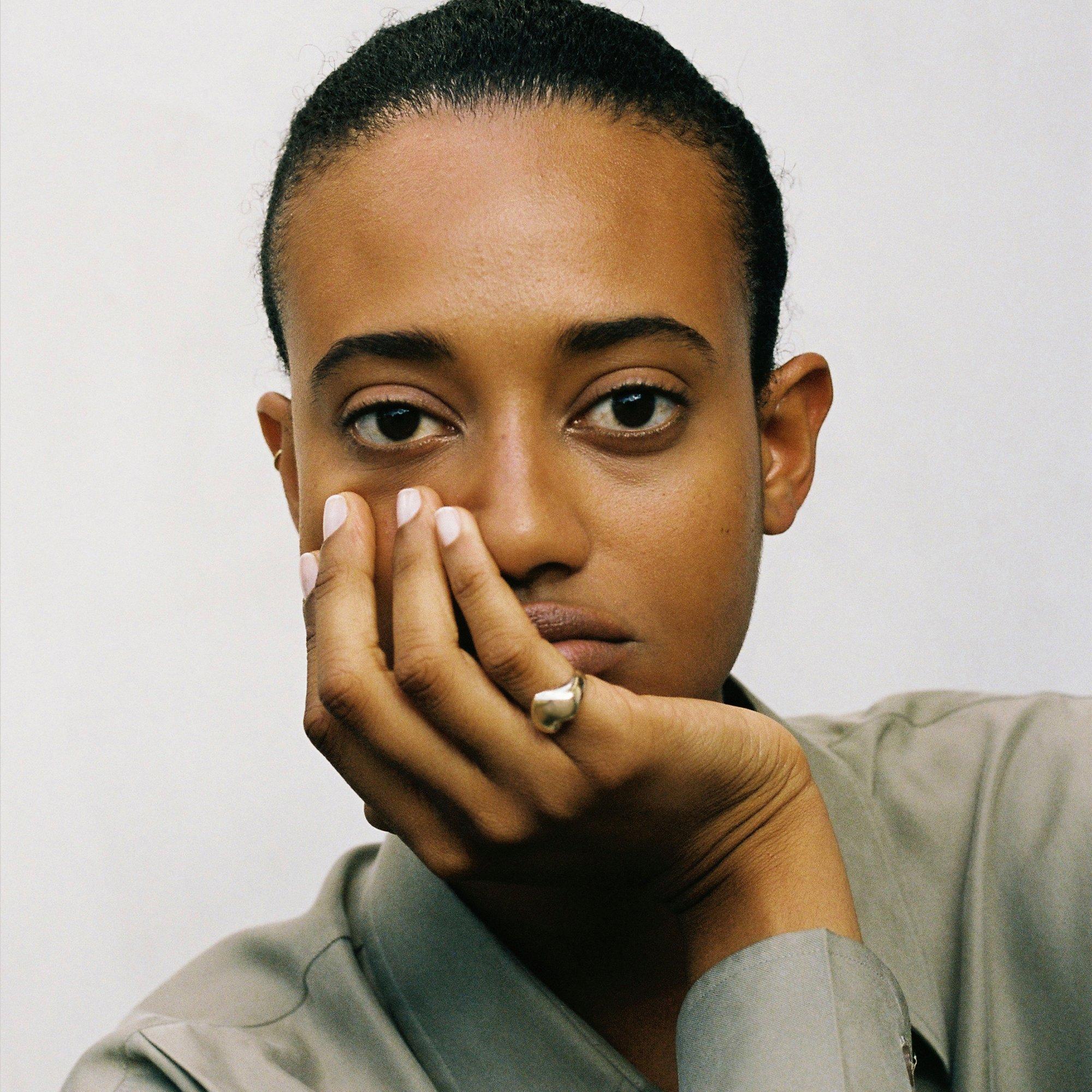 Gold - Annika Inez - Annika  Heart Ring Ld61 - 2