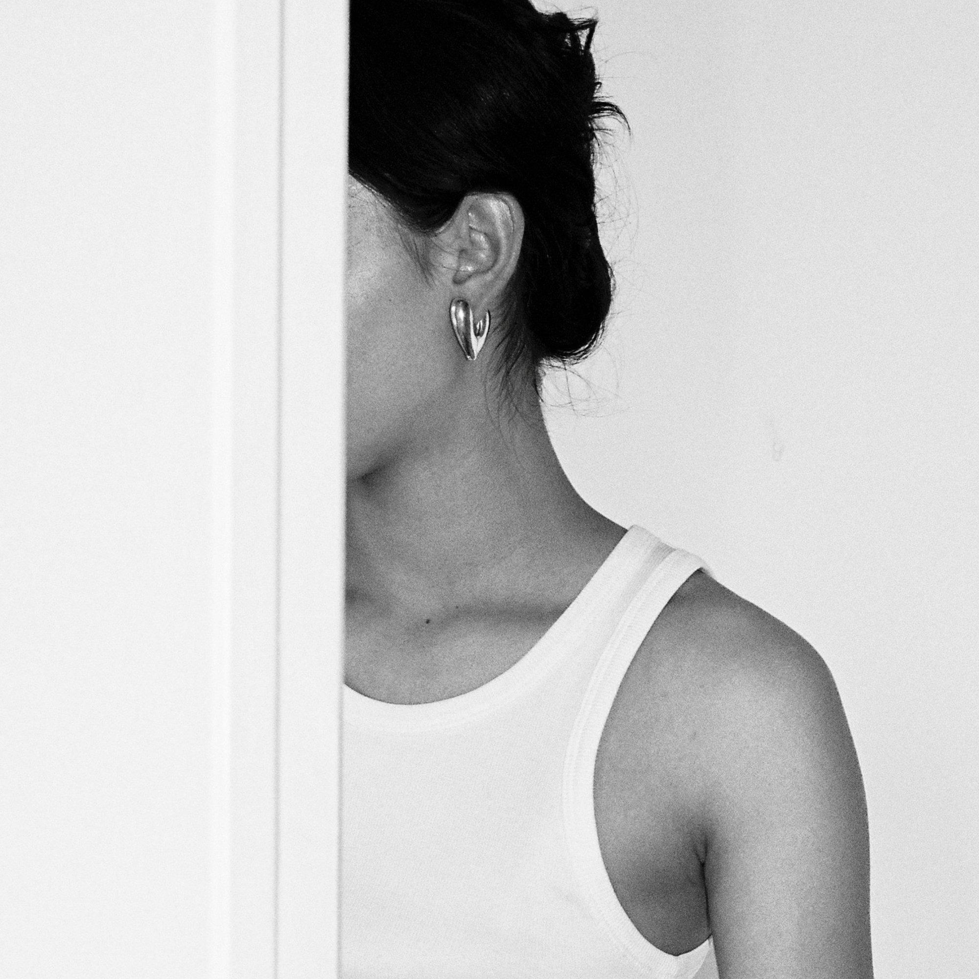 Gold - Annika Inez - Annika  Hrt Hoop Lrg Ld61 - 2