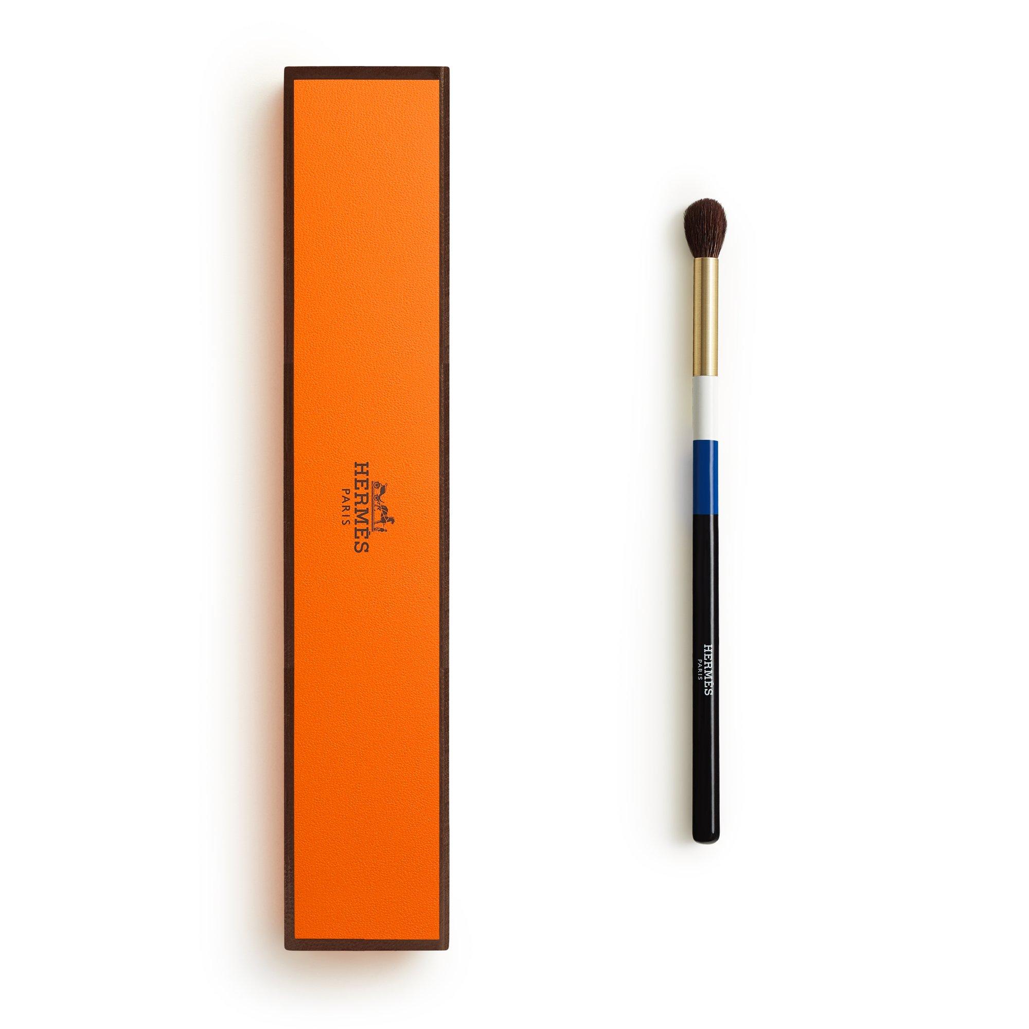 Clear - Hermes - Ombres d'Hermès Eyeshadow Blending Brush - 2