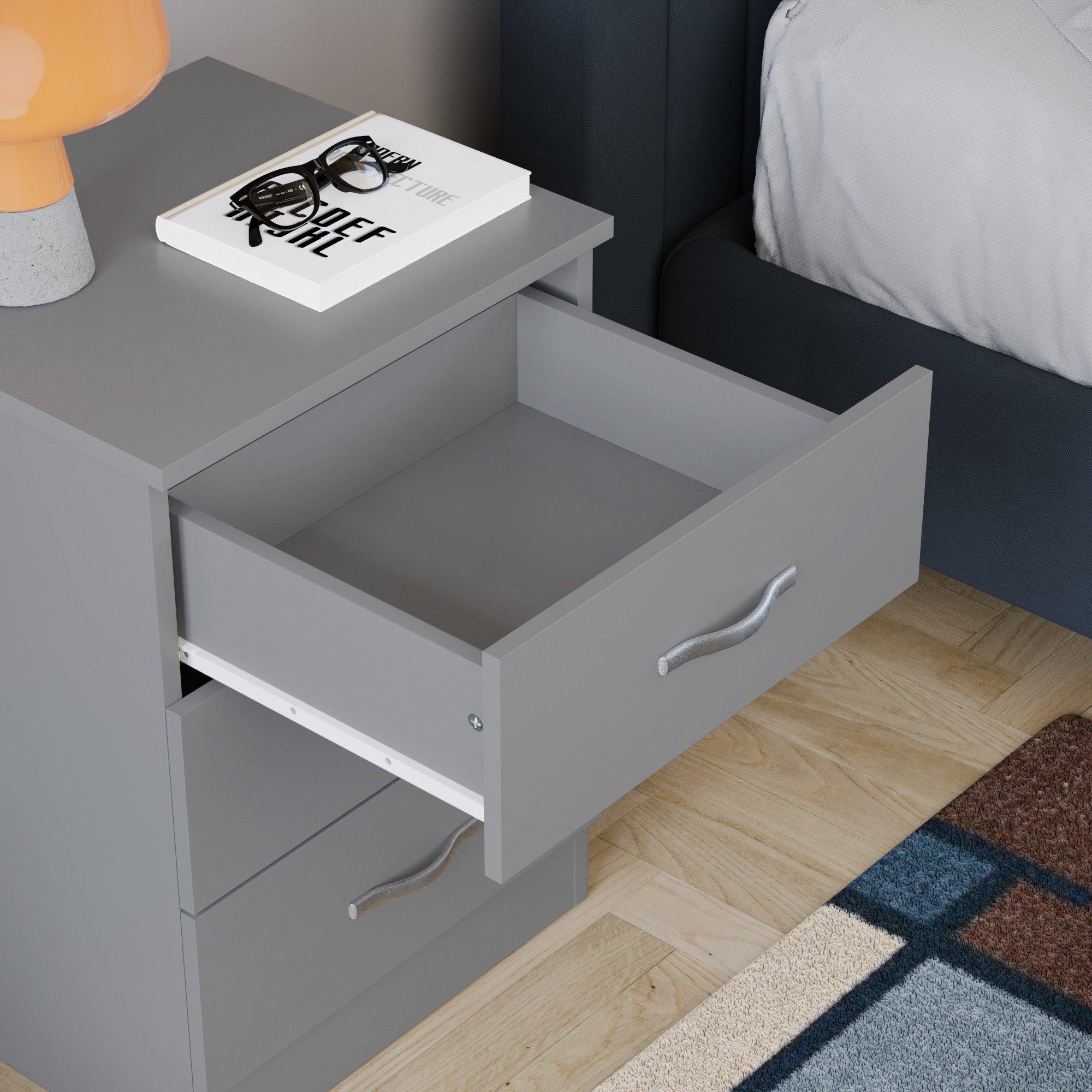 Grey - Lassic - Vida Designs Riano 3 Drawer Bedside Chest - 5
