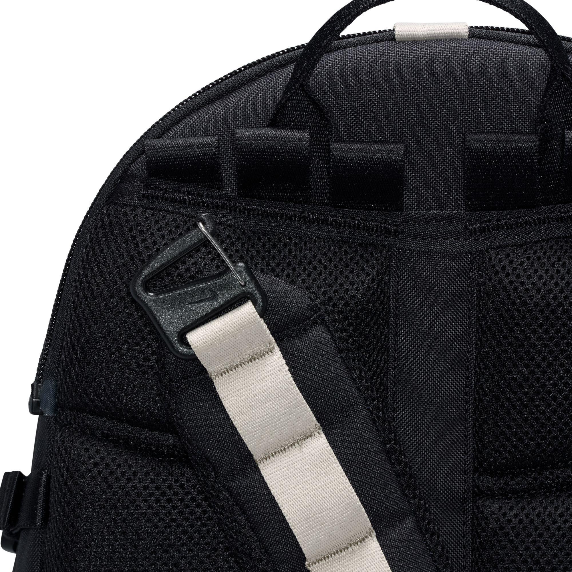 Black/Cllge Gry - Nike - Nike ACG Daymax Back P 64 - 13