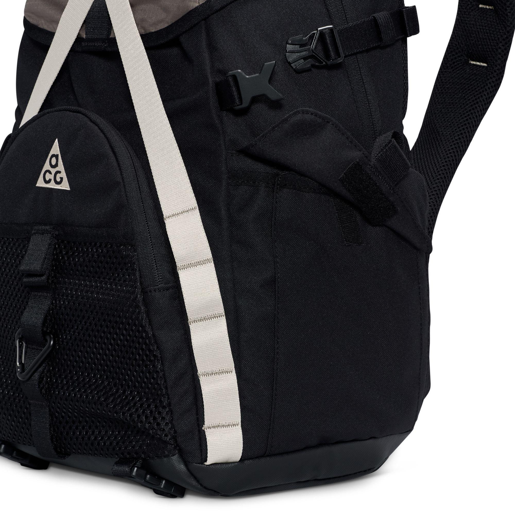 Black/Cllge Gry - Nike - Nike ACG Daymax Back P 64 - 14