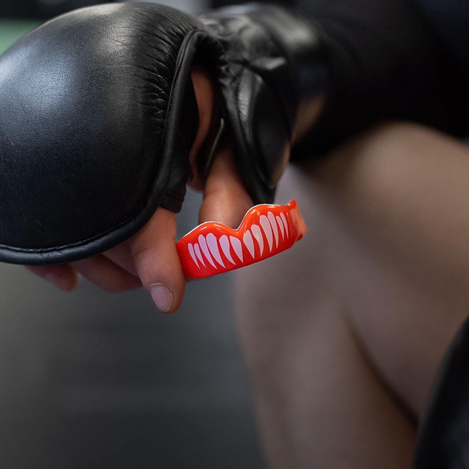 Rot/Weiß - Safejawz - Extro Series Viper Sports Mouthguard - 6