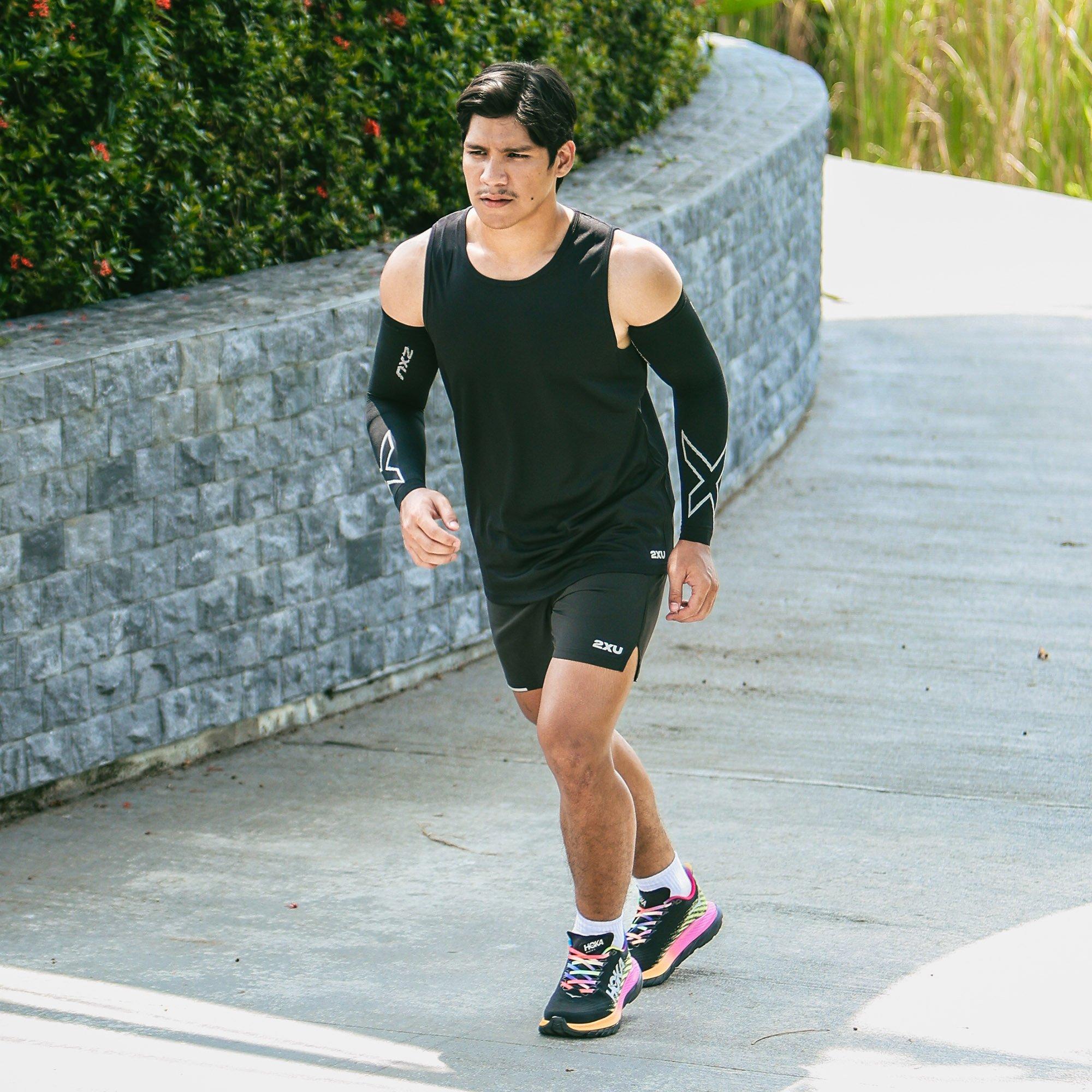 Black/Grey - 2XU - Flex Compression Arm Sleeves - 4