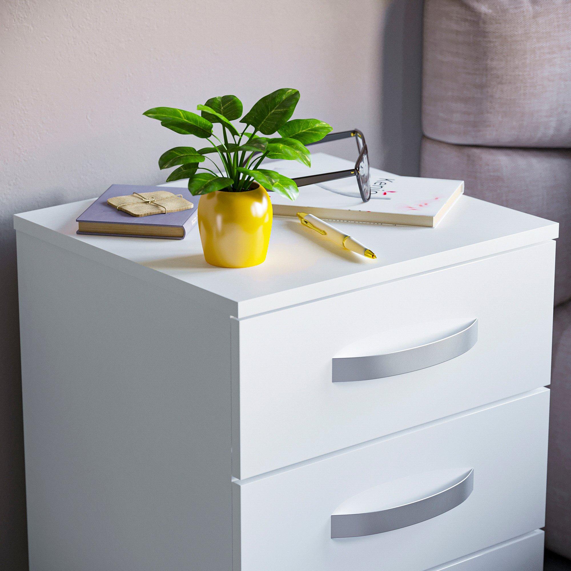 White - Lassic - Vida Designs Hulio 3 Drawer Bedside Cabinet - 4
