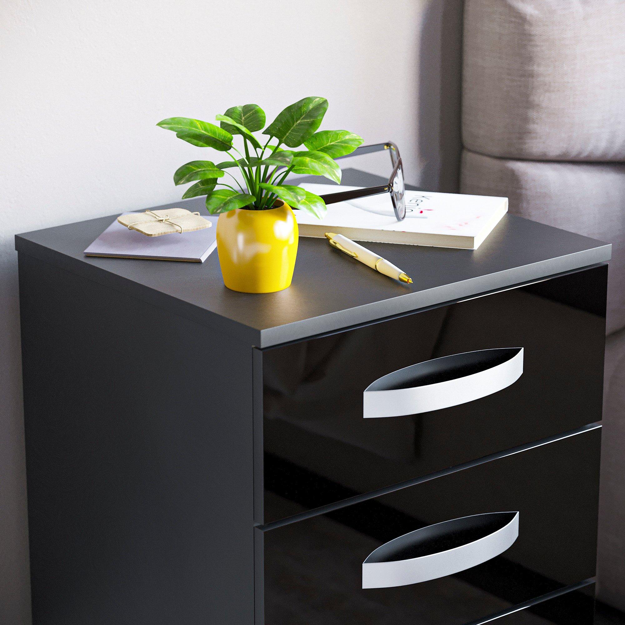Black - Lassic - Vida Designs Hulio 3 Drawer Bedside Cabinet - 4