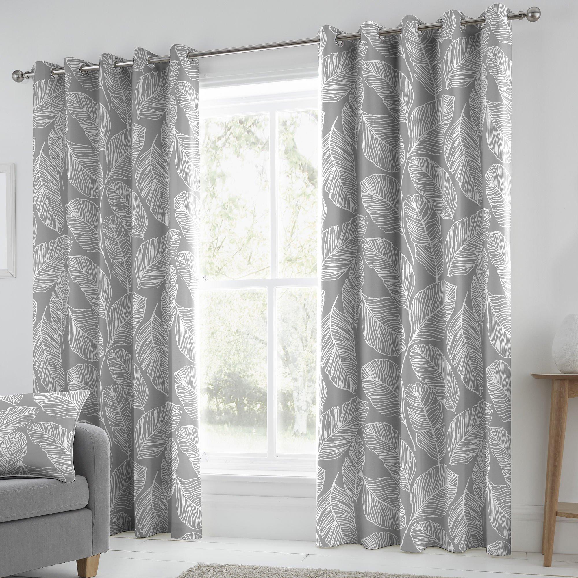 Matteo Cotton Pair of Eyelet Curtains