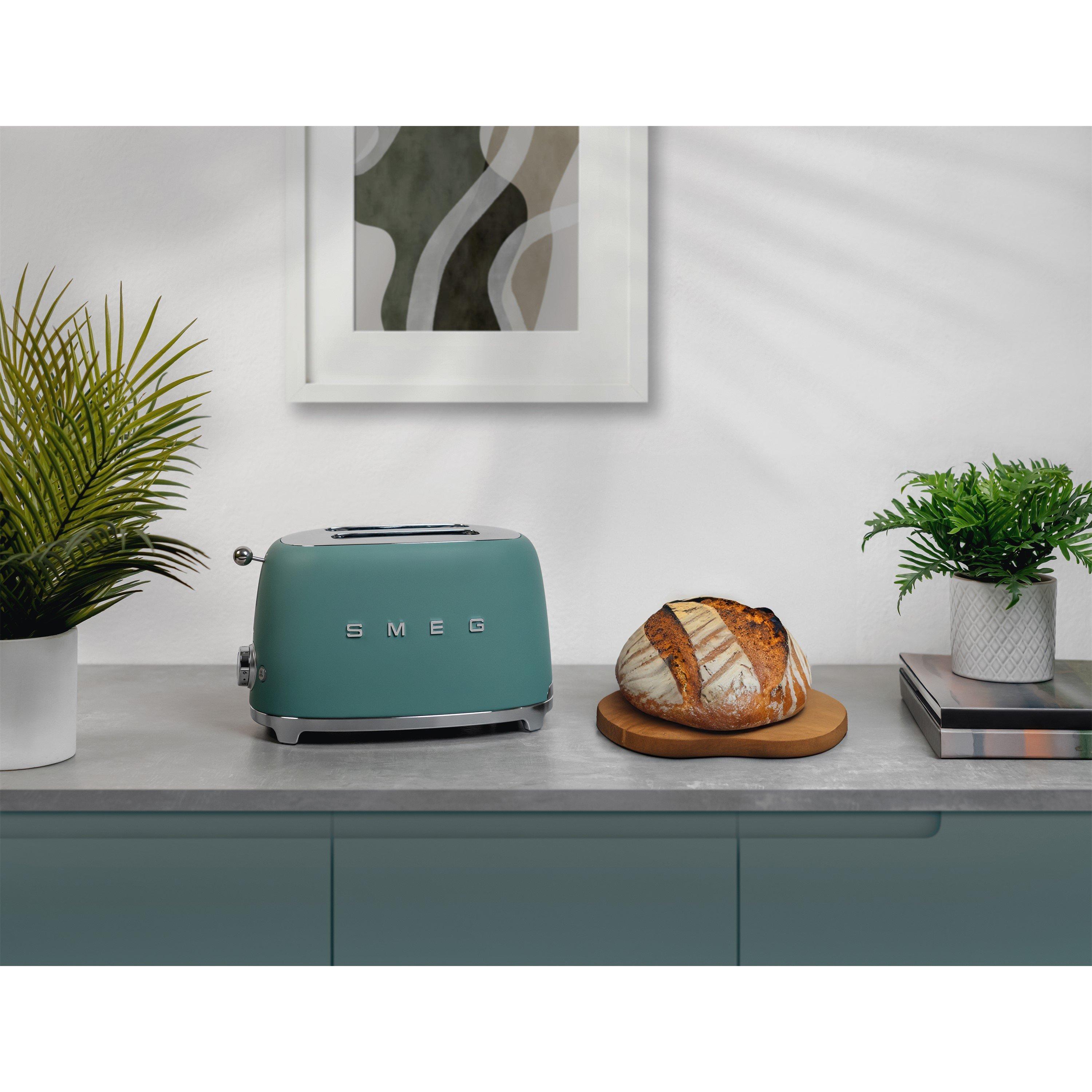 Green - Smeg - 50s Style 2-Slice Toaster Matte - 5