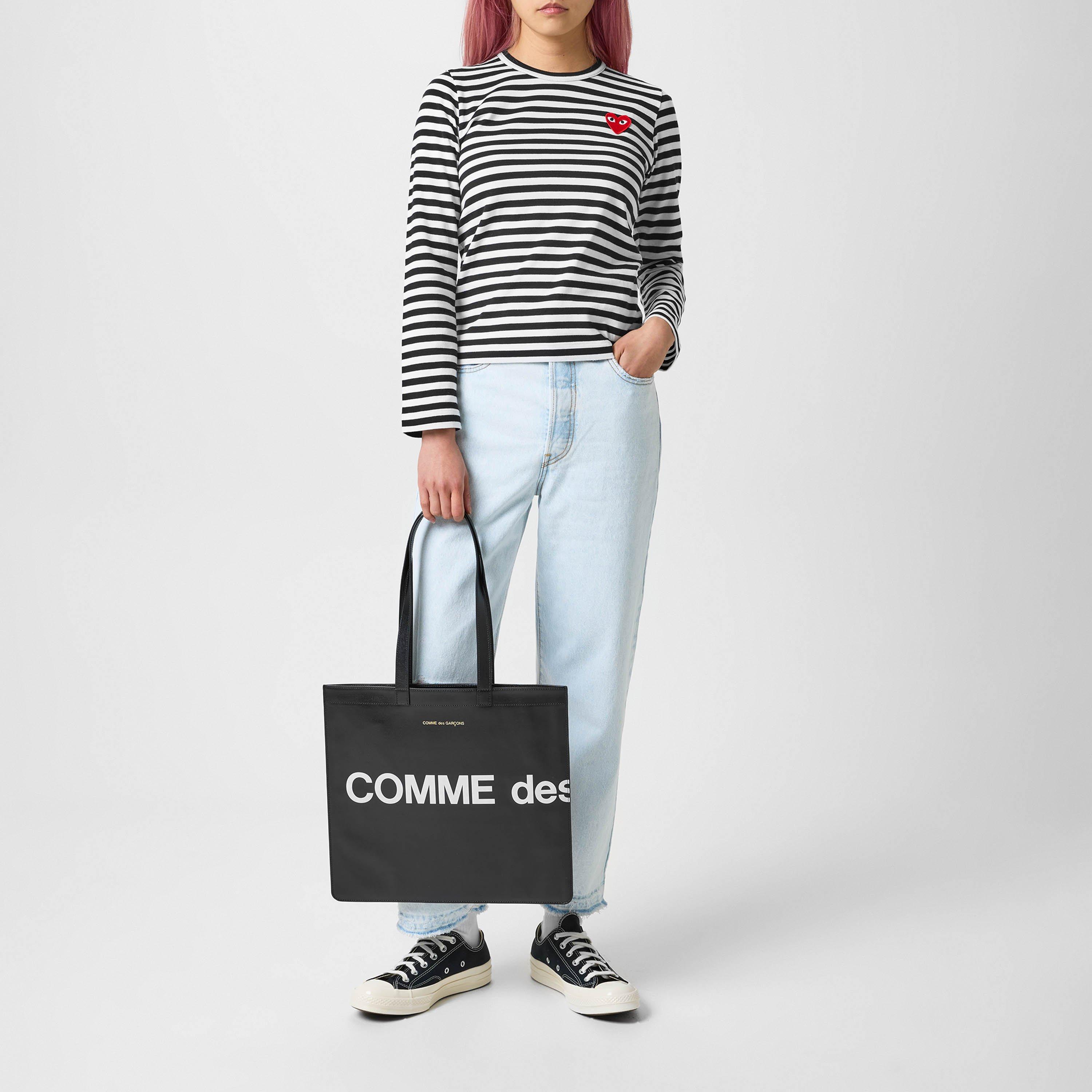 76725603_o_a10?fmt=auto&