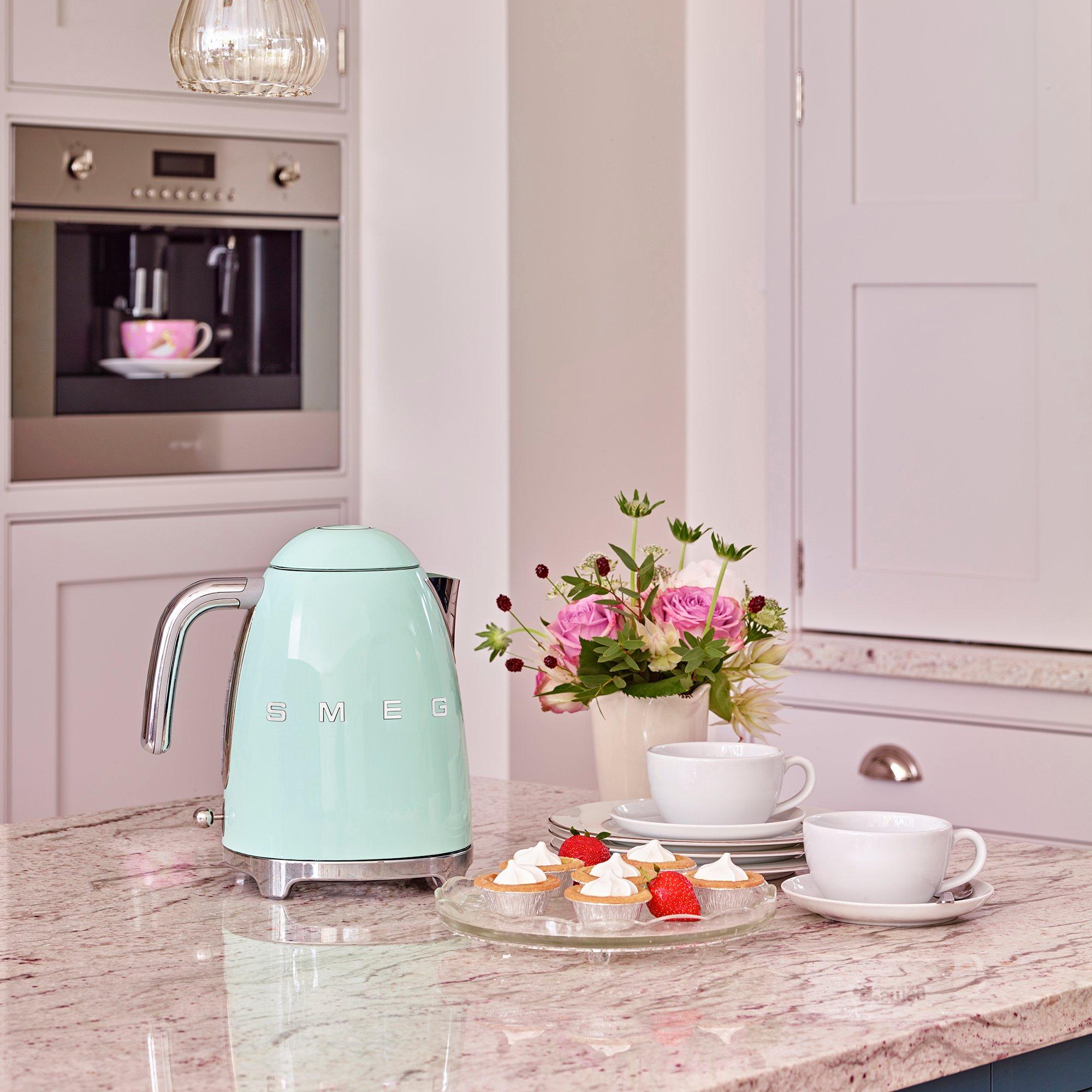 Green - Smeg - 50s Style Kettle 1.7L - 5