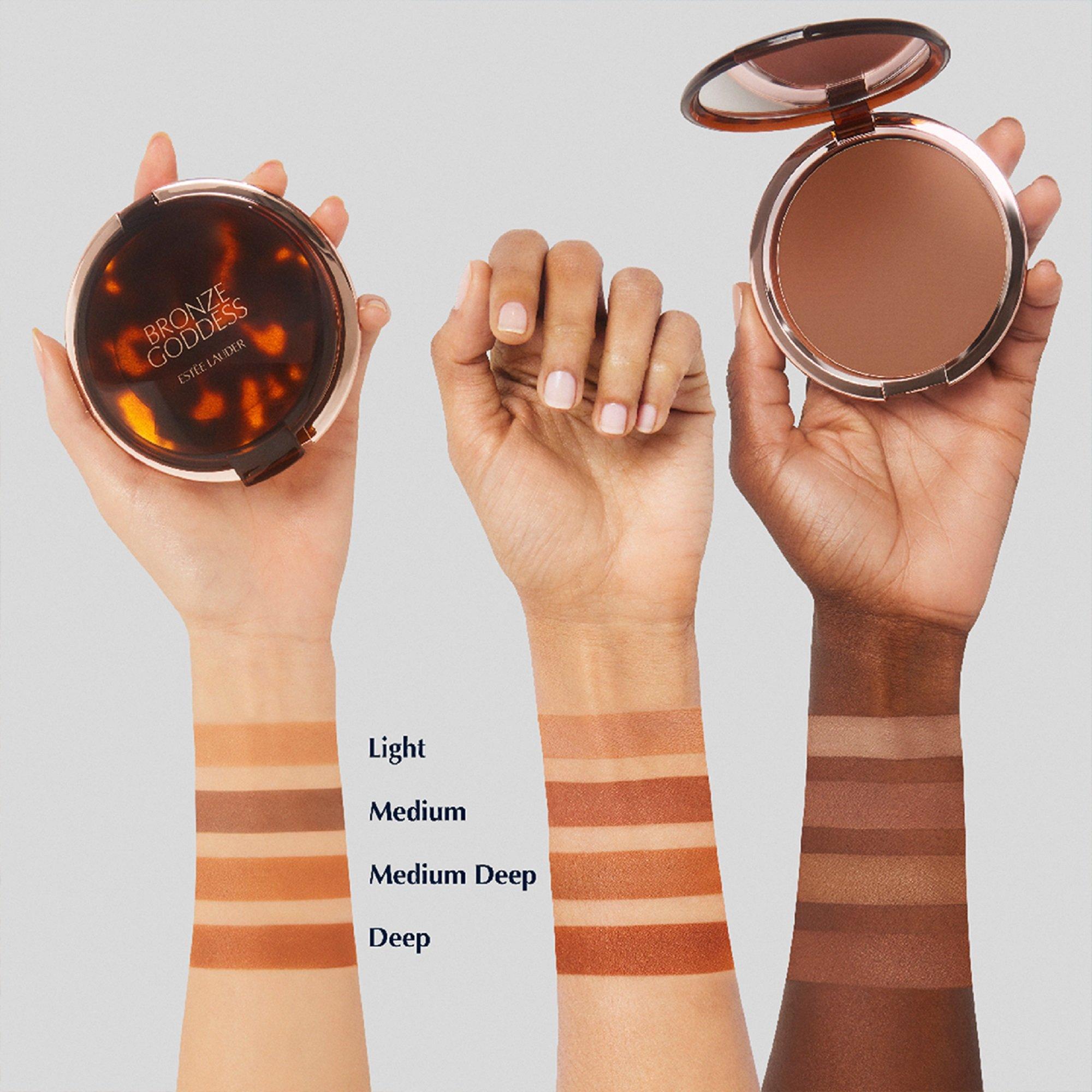 Medium Deep - Estee Lauder - Bronze Goddess Bronzing Powder - 3