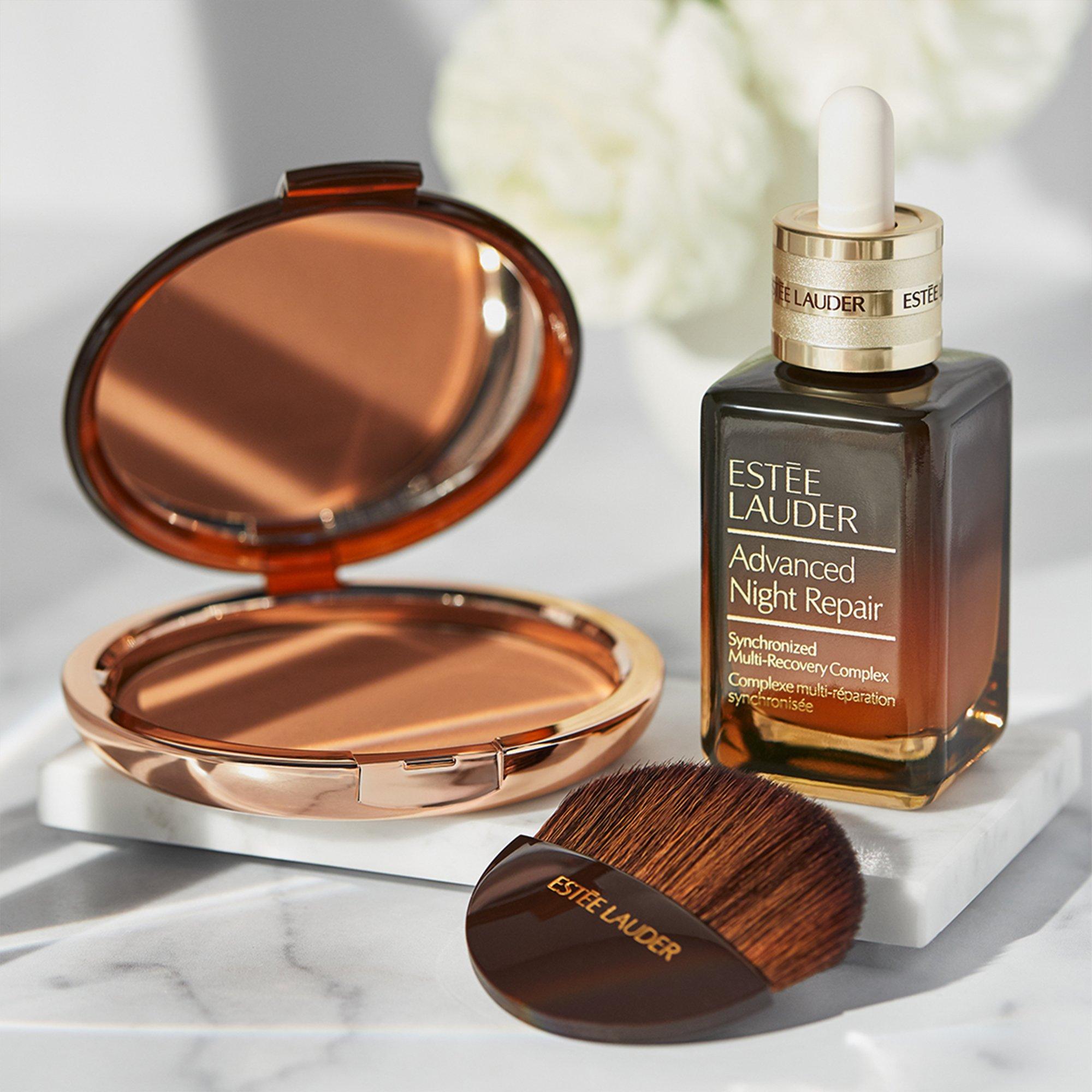 Medium Deep - Estee Lauder - Bronze Goddess Bronzing Powder - 7