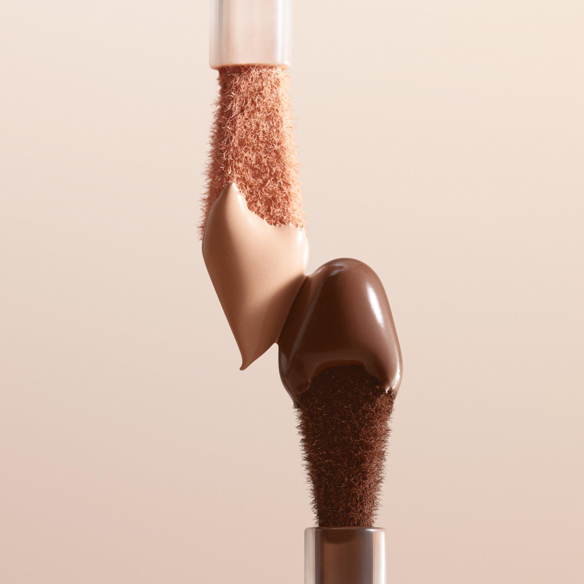 5 MEDIUM - Charlotte Tilbury - AIRbrush Flawless Blur Concealer - 8