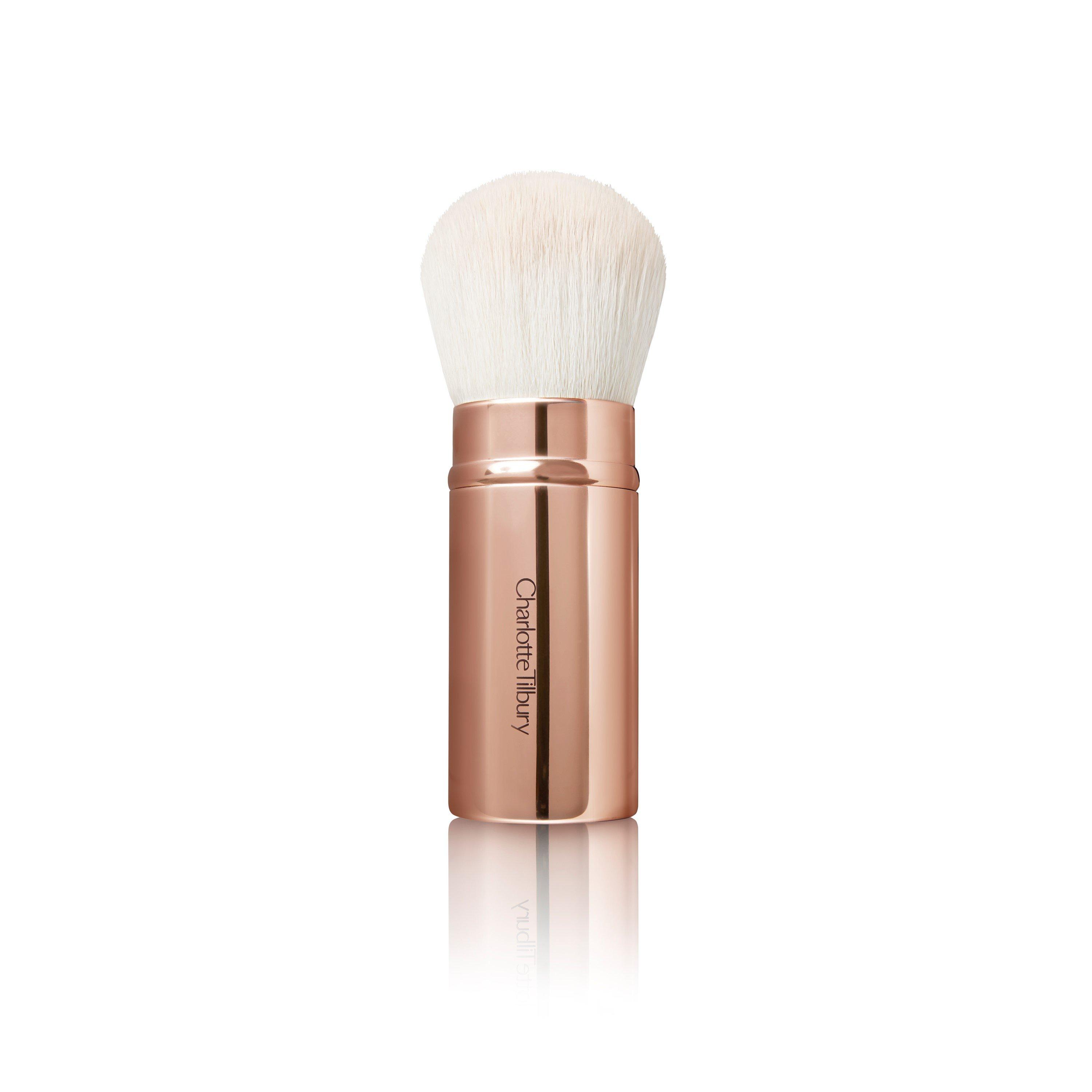 Bronzer Brush - Charlotte Tilbury - The Air Brush Bronzing Brush - 3