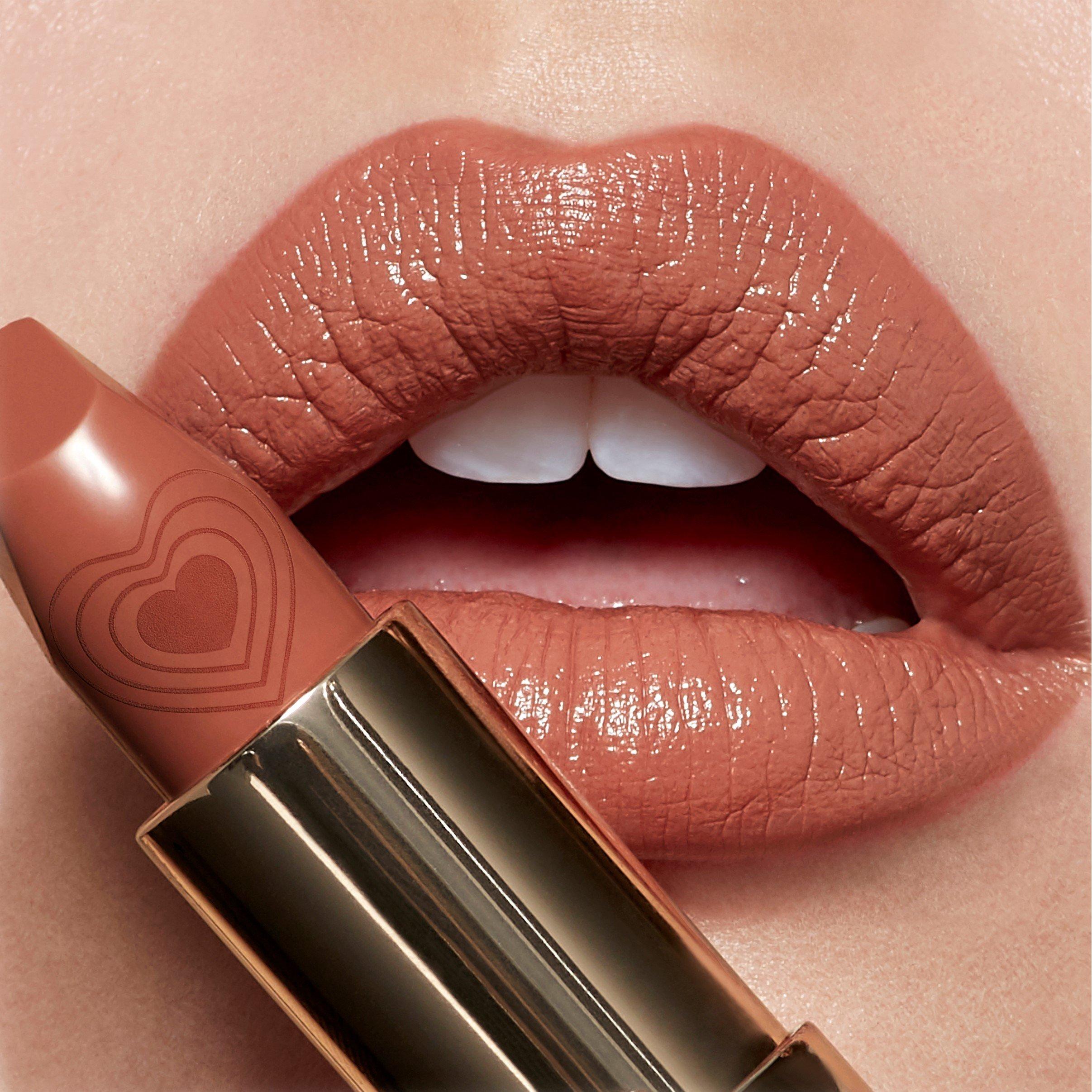 NUDE ROMANCE - Charlotte Tilbury - The Look Of Love Lipstick - 2