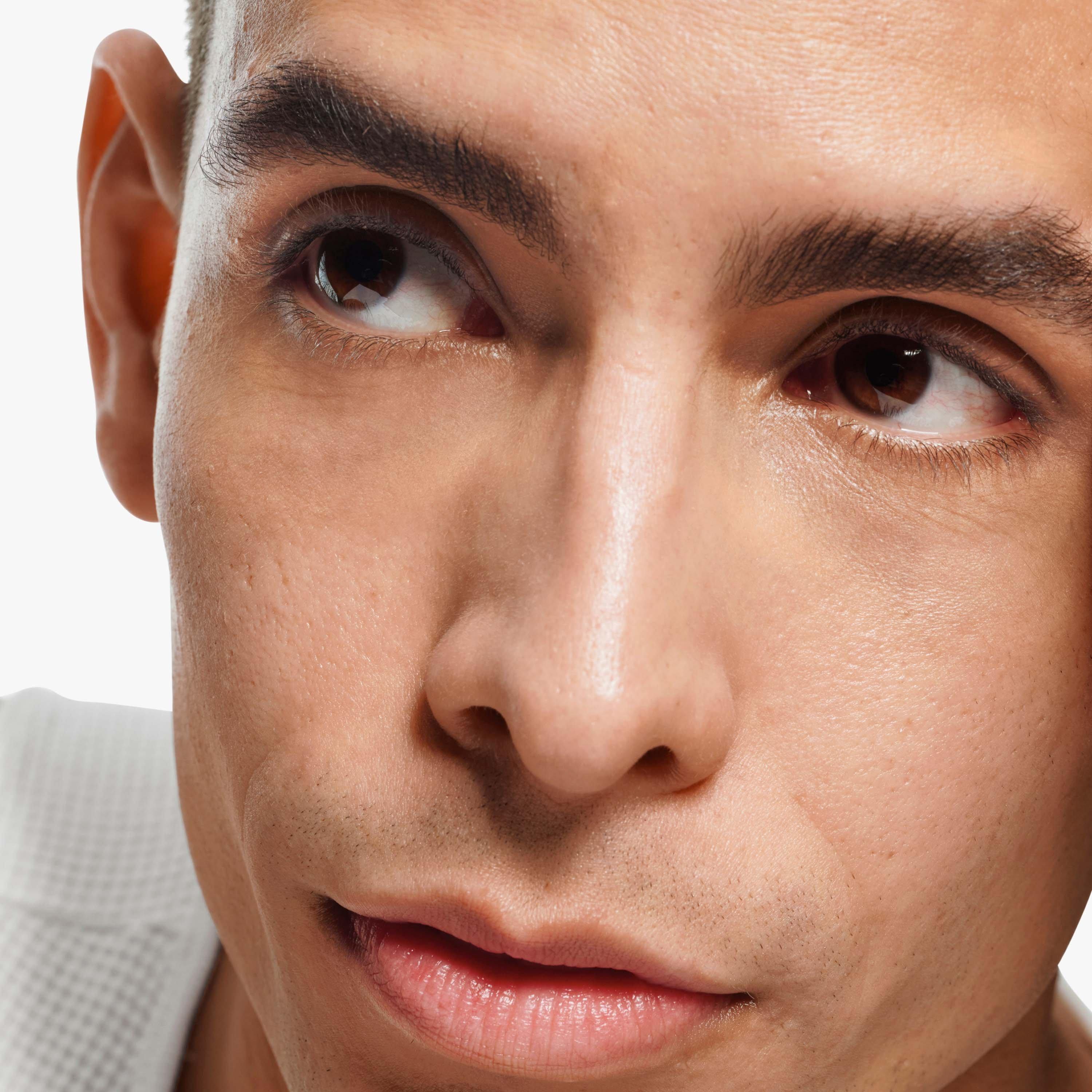 Clear - Clinique - Just Browsing™ Clear Sculpting Gel - 4