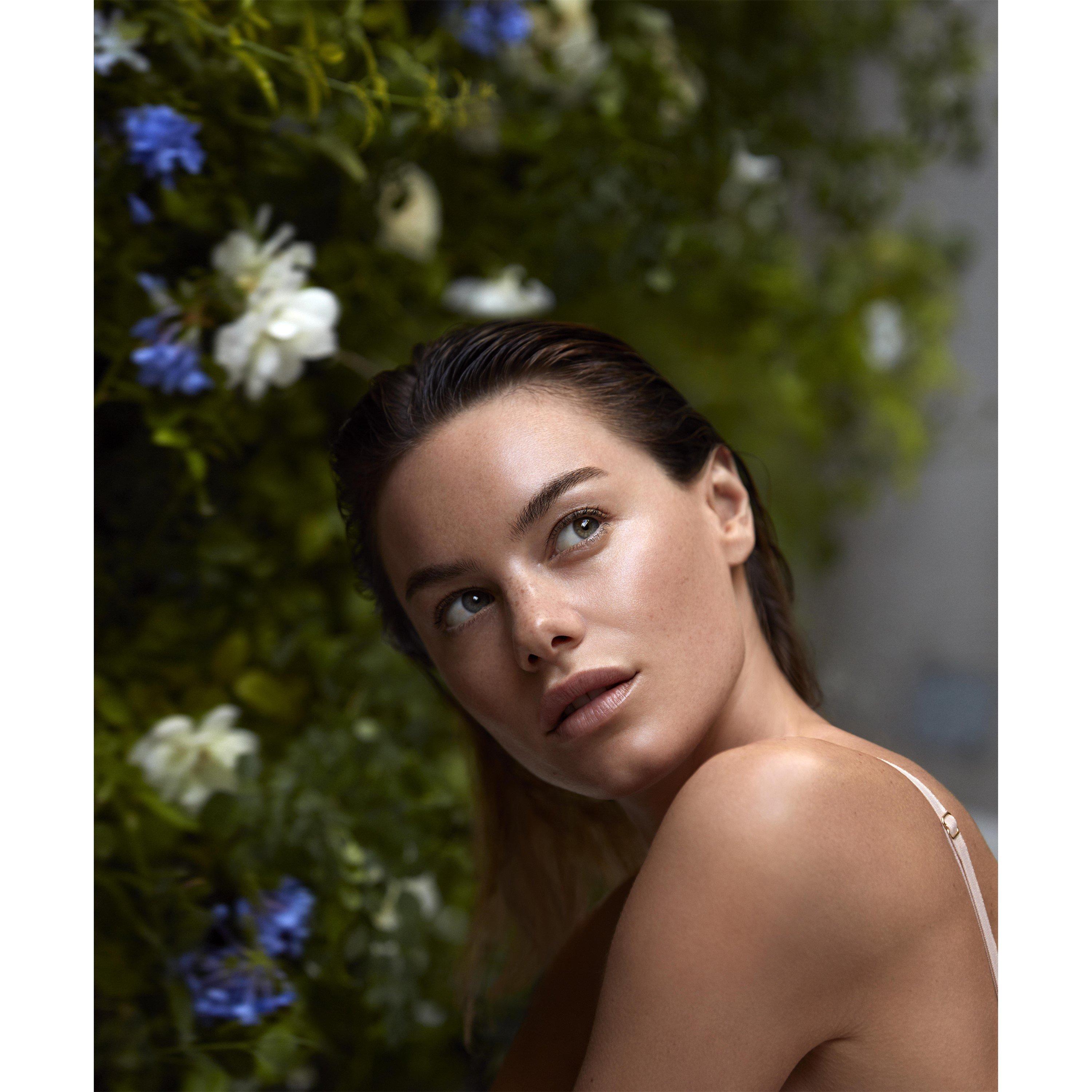 Clear - Laura Mercier - Mattifying Oil-Free Moisturiser - 4