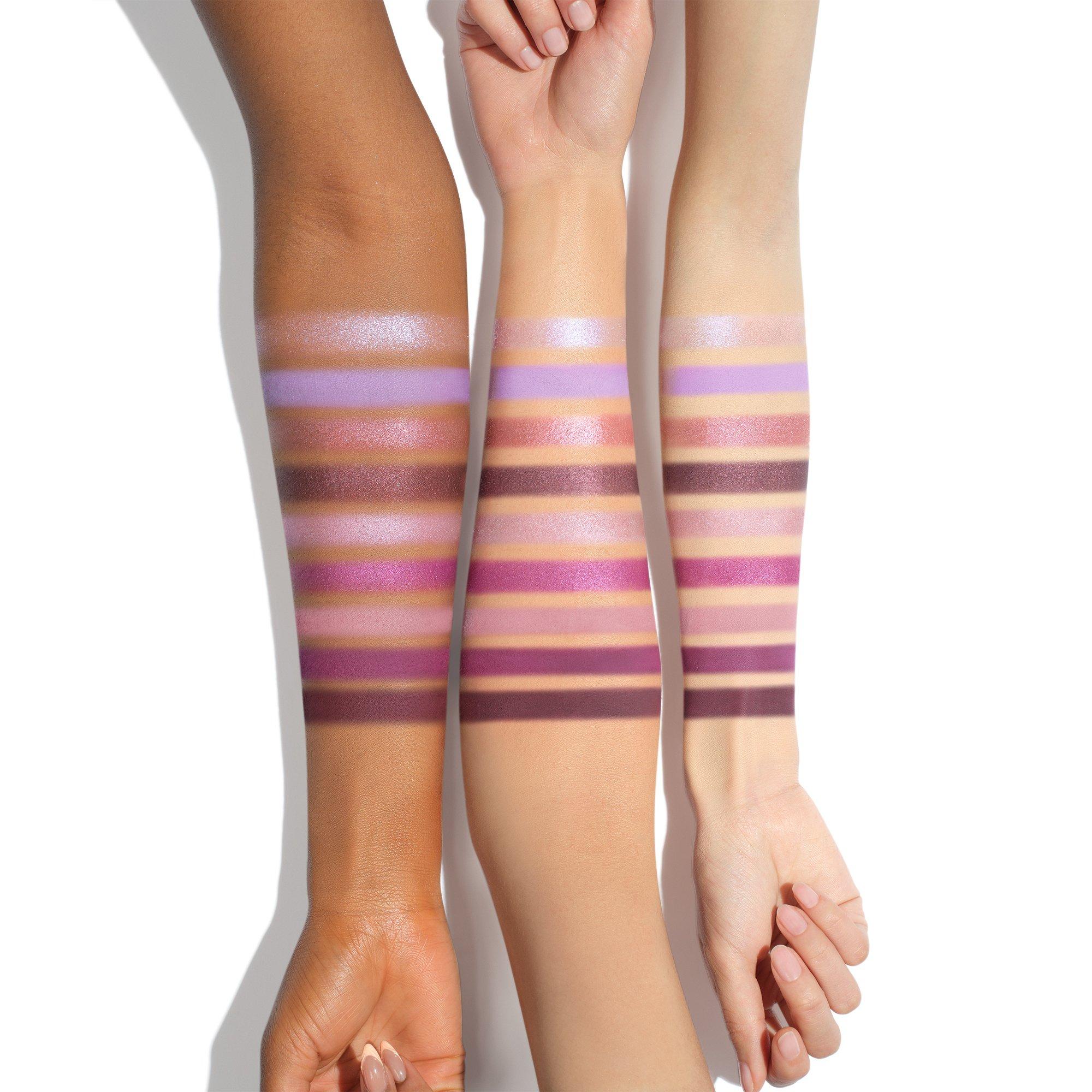 DIGITAL LILAC - Charlotte Tilbury - CHARLOTTE’S PALETTE OF BEAUTIFYING EYE TRENDS - 5