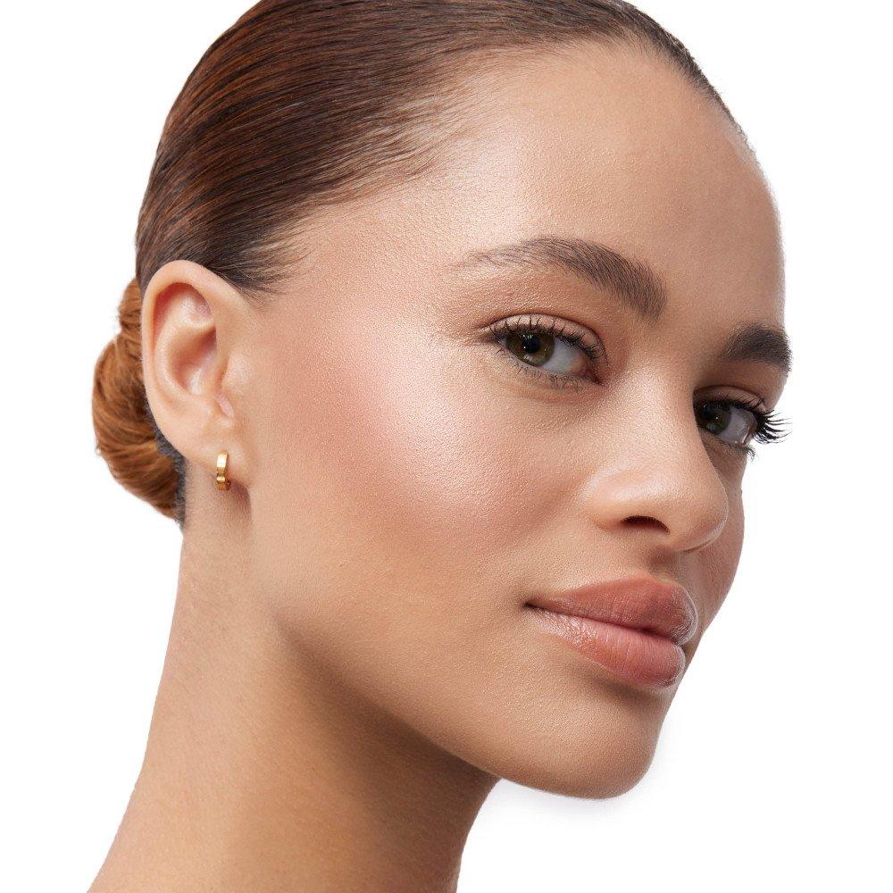 03 - Yves Saint Laurent - YSL ALL HOURS HYPER LUMINIZE - 3