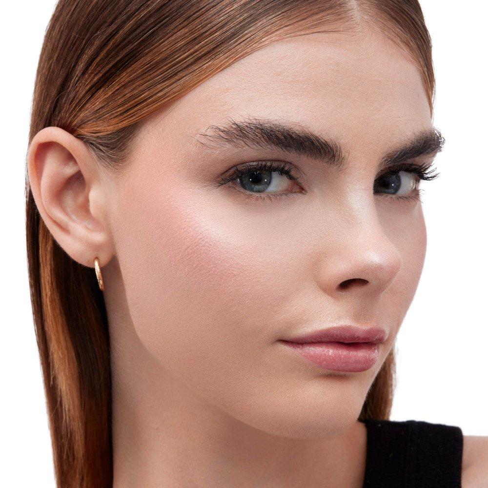 03 - Yves Saint Laurent - YSL ALL HOURS HYPER LUMINIZE - 4