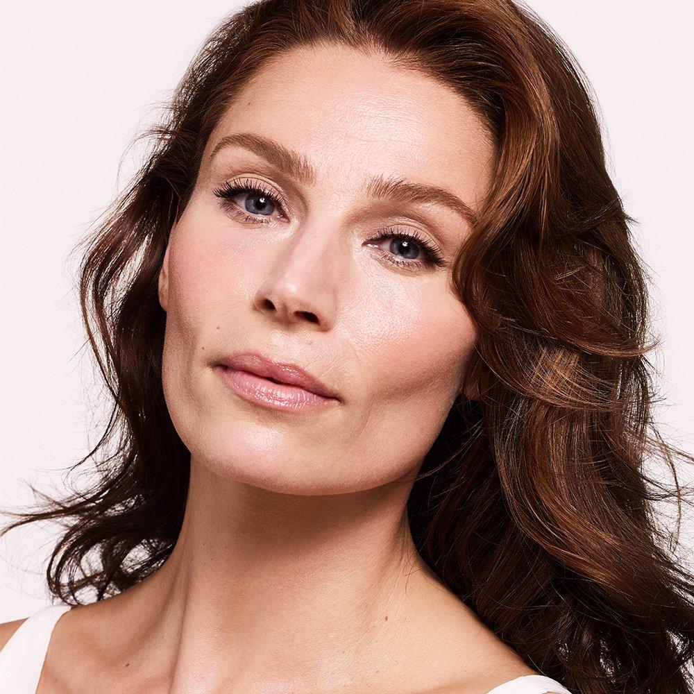 Wonderglow - Charlotte Tilbury - Wonderglow Instant Soft-Focus Beauty Flash Primer - 2