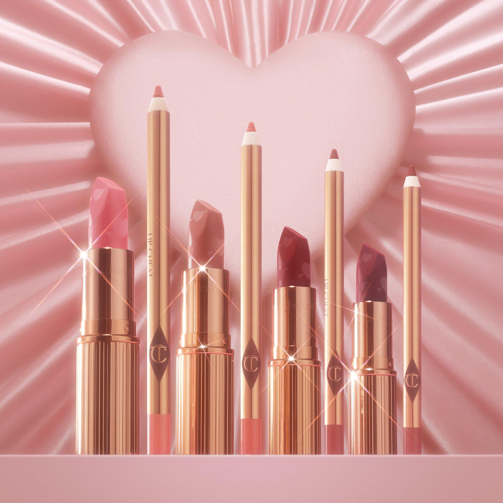LOVE TALK - Charlotte Tilbury - Matte Revolution Lipstick - 6