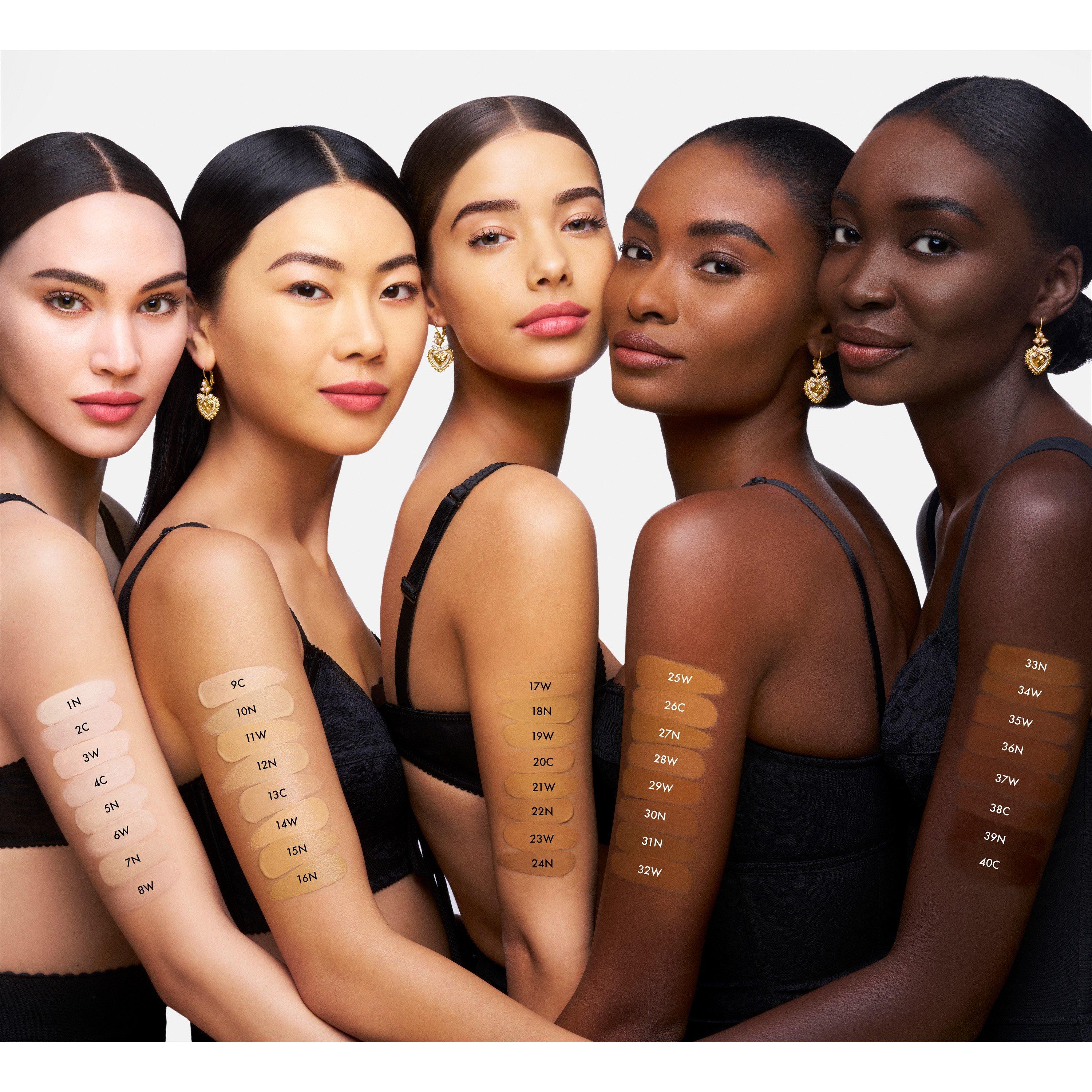 7N LIGHT - Dolce and Gabbana - Everlast All-Day Shine Control Foundation - 5