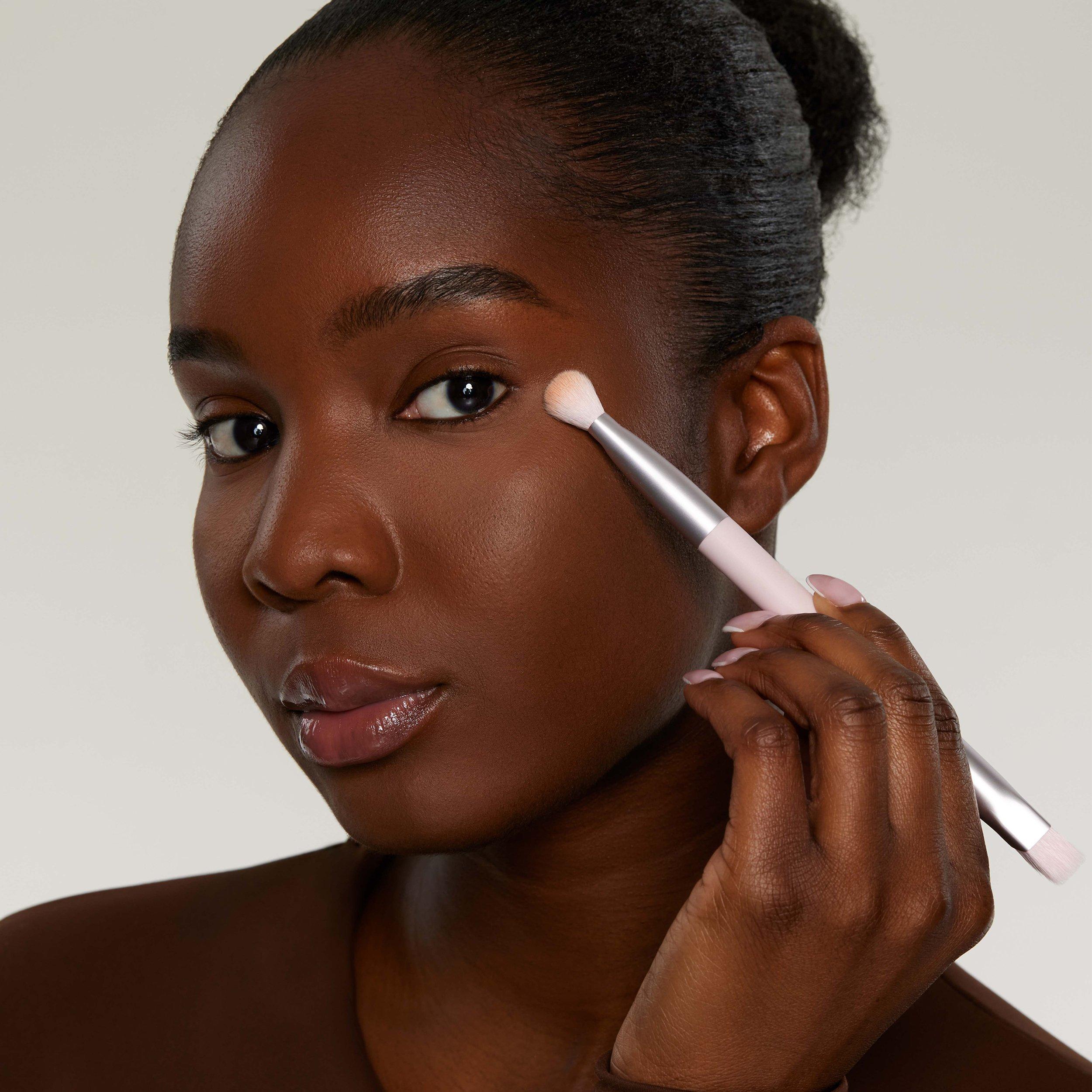 None - Kylie Cosmetics - Kylie Cosmetics Precise Sculpting Complexion Brush - 4