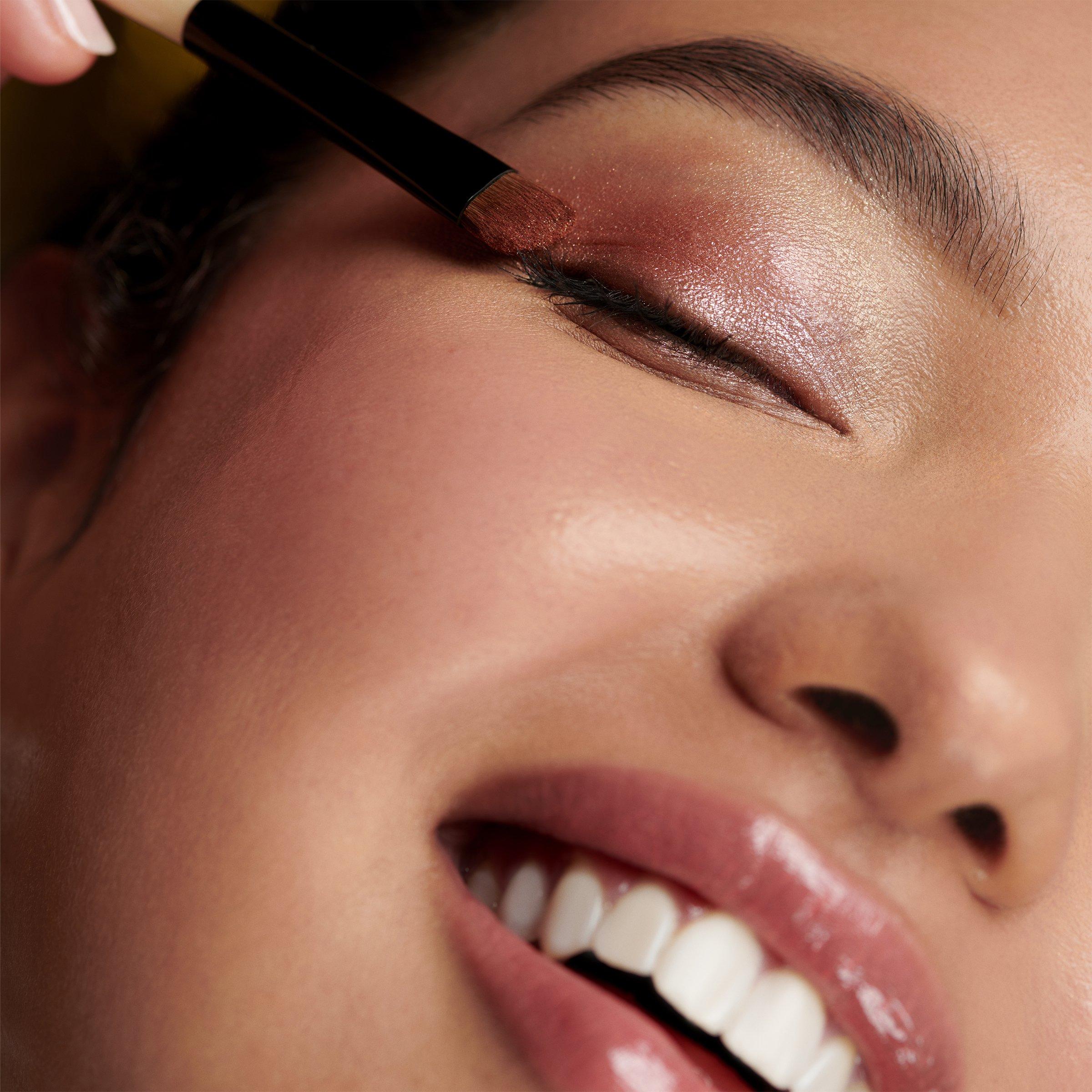 Brown - Bobbi Brown - Eye Shadow Brush - 2