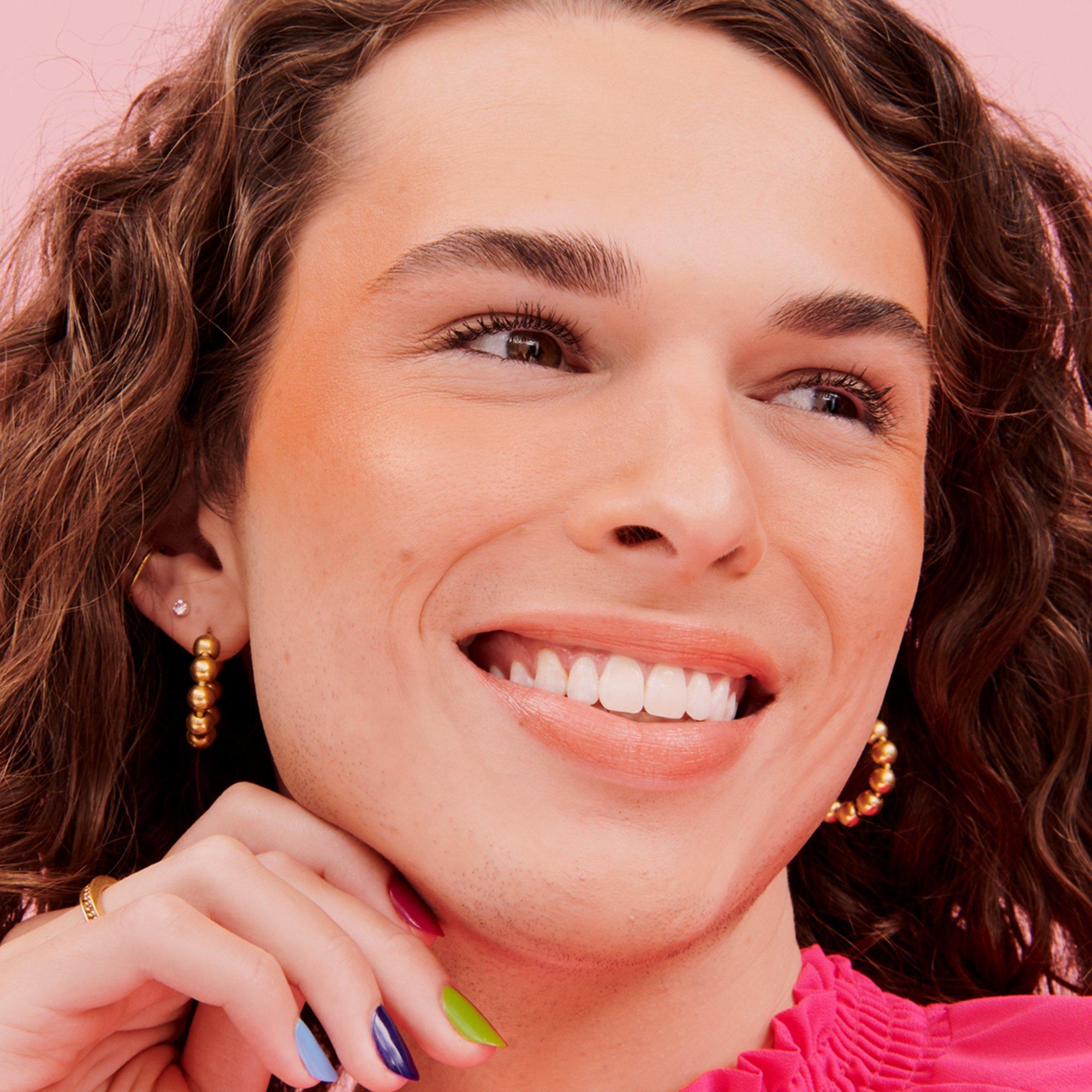 Golden Pearl - Benefit - Cookie Golden Pearl Powder Highlighter - 2