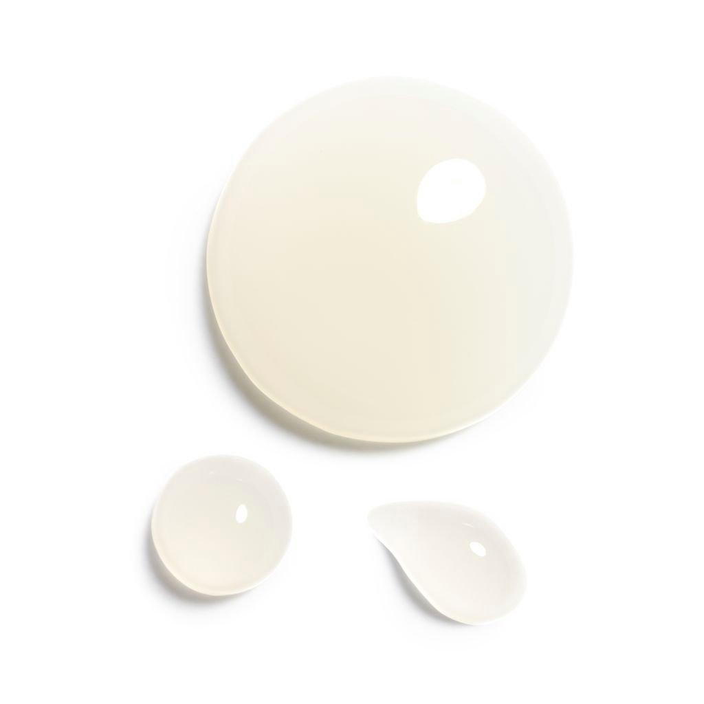 None - CHANEL - CHANEL N°1 DE CHANEL REVITALIZING SERUM SMOOTHS AND PROVIDES RADIANCE, FOR YOUNGER-LOOKING SKIN - 5