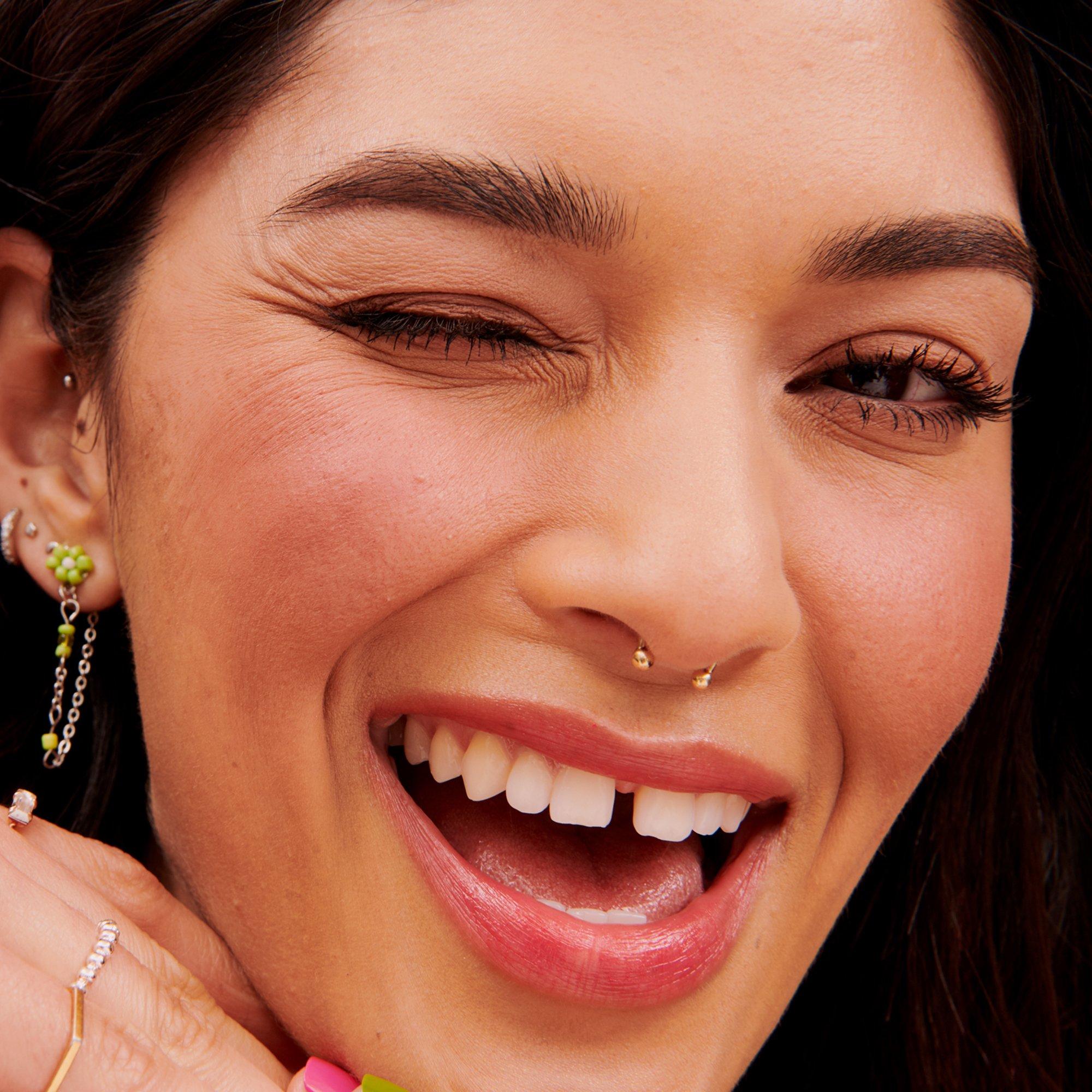 Golden Pink - Benefit - Tickle Golden Pink Powder Highlighter - 2