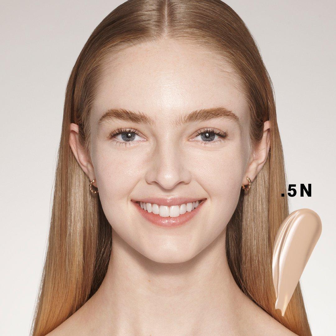 0.5N ULTRALIGHT - Estee Lauder - Futurist Soft Touch Brightening Skincealer - 4