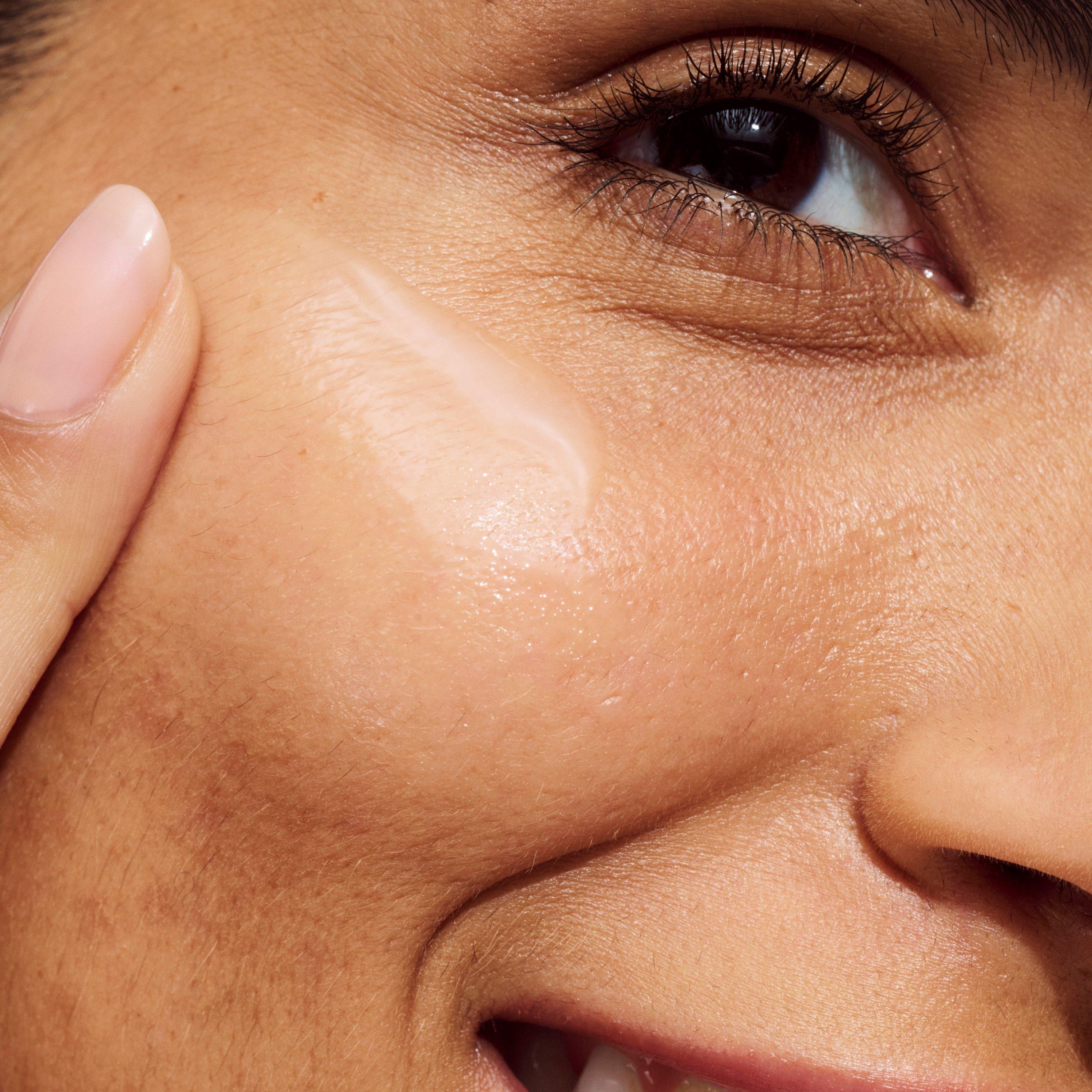 Clear - Clinique - Even Better Clinical™ Dark Spot Clearing Serum - 9