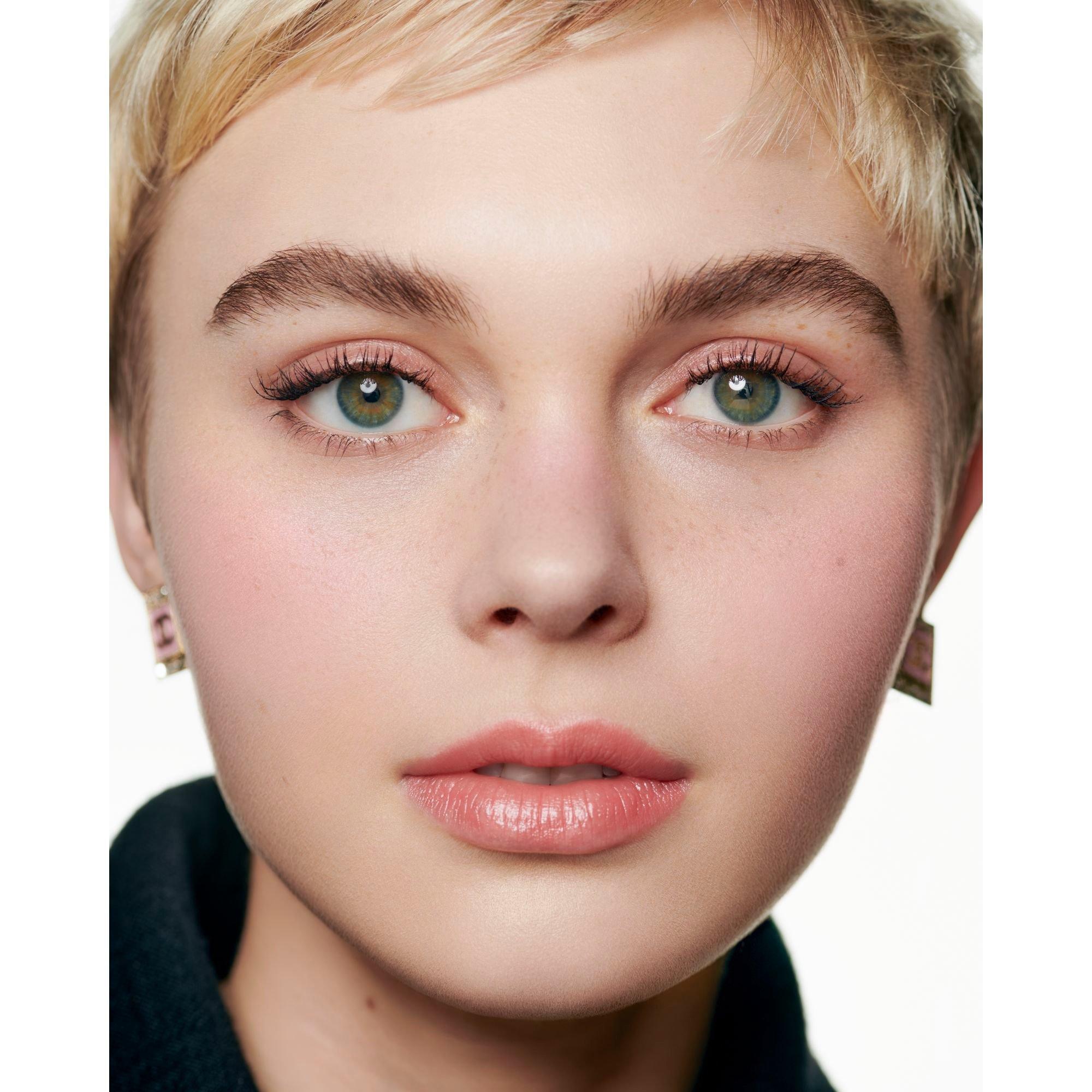 Rose Lumiere - CHANEL - LES SIGNES DE CHANEL ILLUMINATING POWDER BLUSH ROSE LUMIERE - 5