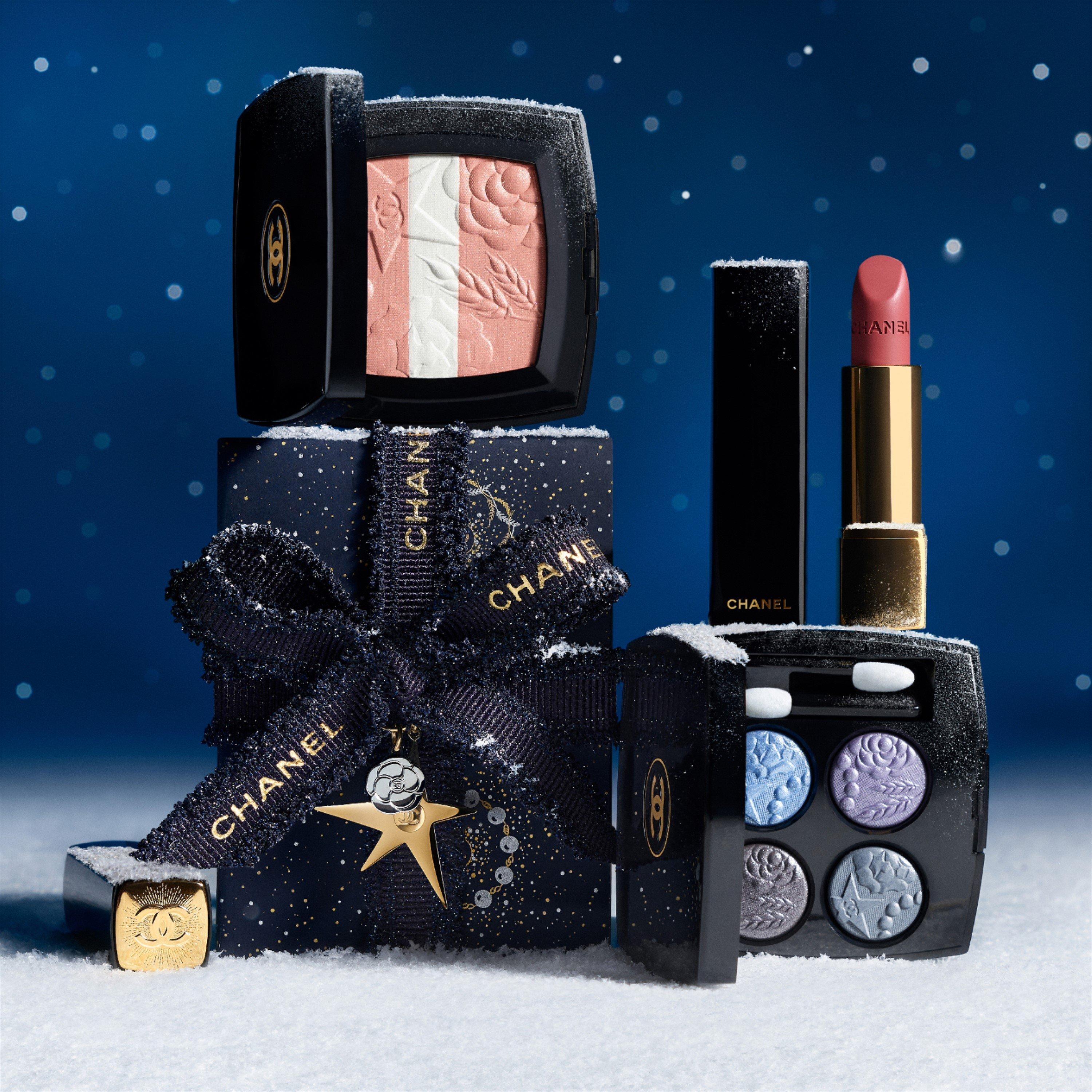 Chanel LES SIGNES DE CHANEL ILLUMINATING POWDER BLUSH¿ PECHE