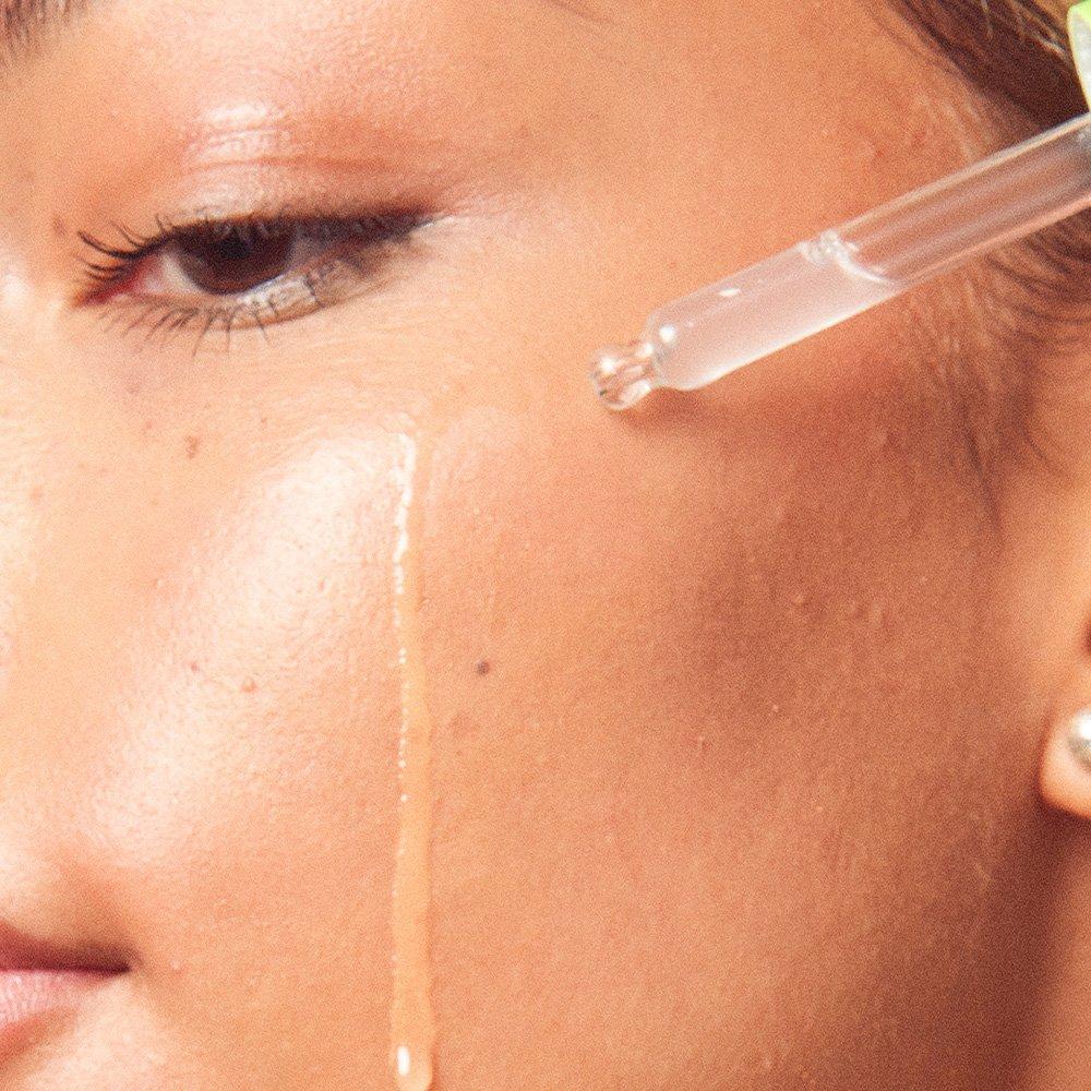 Clear - Glow Hub - Mini Hydration Hero - 3