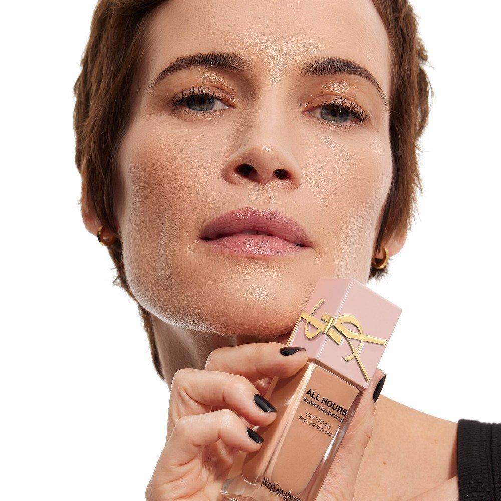 LC6.5 - Yves Saint Laurent - ALL HOURS GLOW FOUNDATION - 4