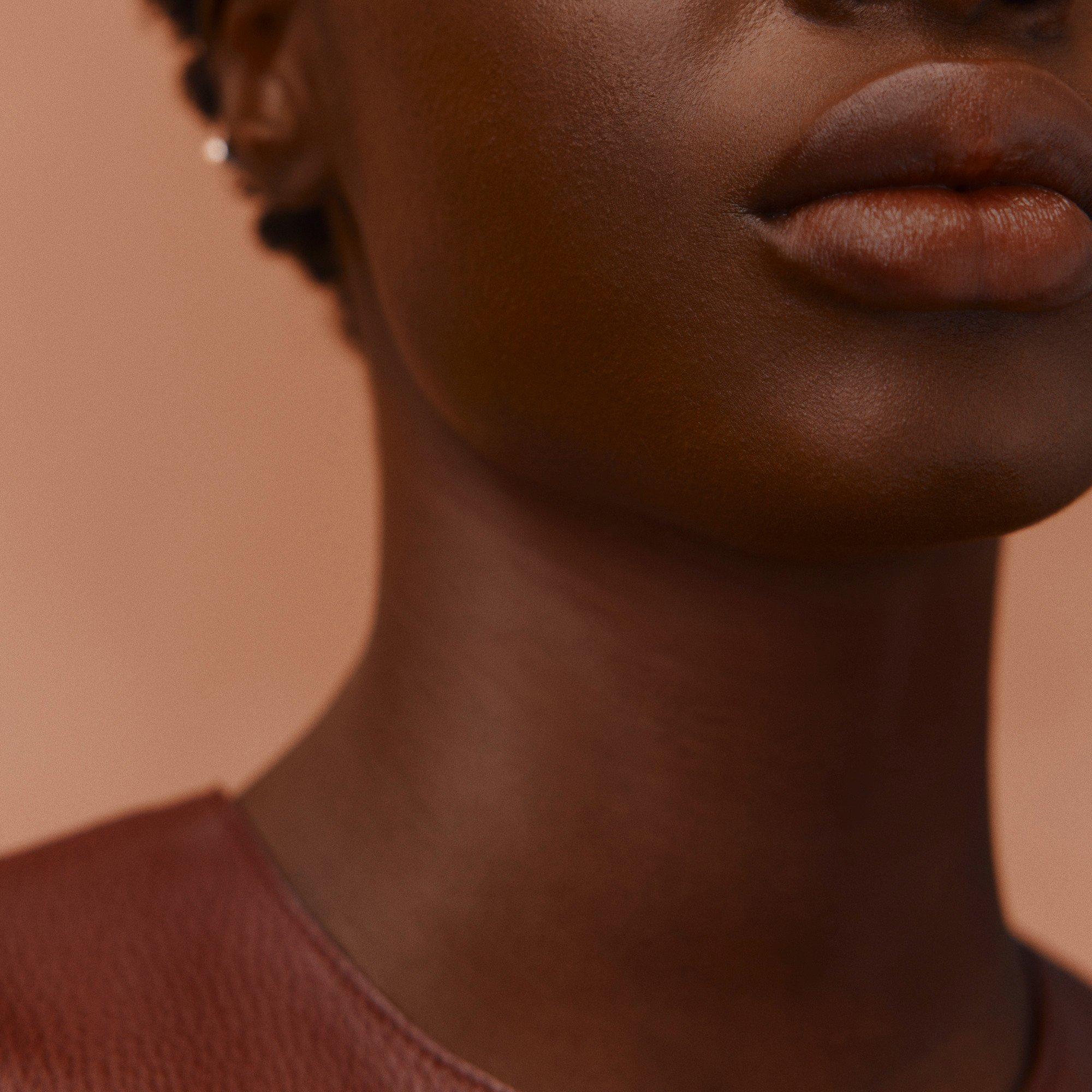 Chataigne - Hermes - Plein Air Luminous Matte Skincare Foundation - 12