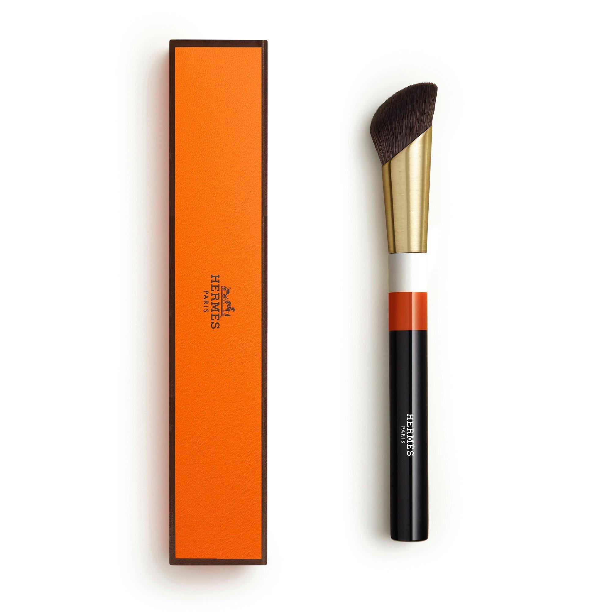 Hermes Beauty | Les Pinceaux Hermes Le perfecteur brush | Flannels