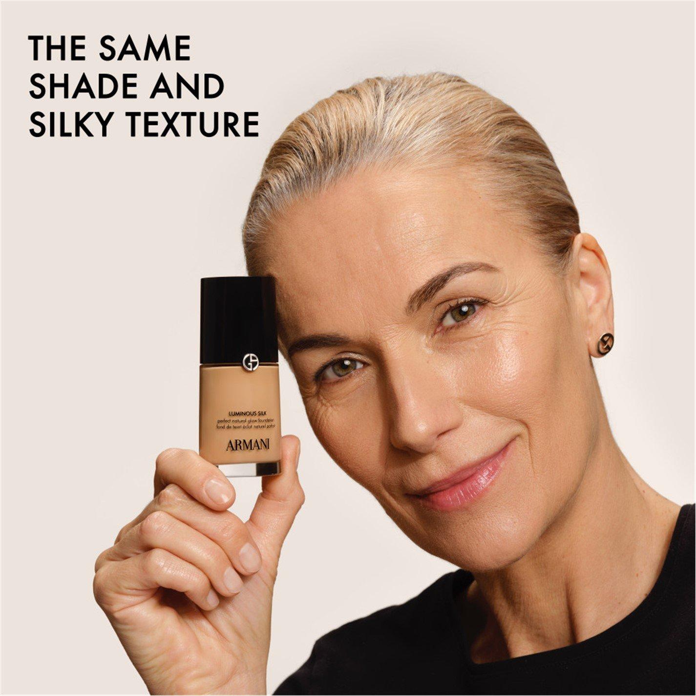 5.95 - Armani Beauty - Giorgio Armani Luminous Silk Foundation - 3
