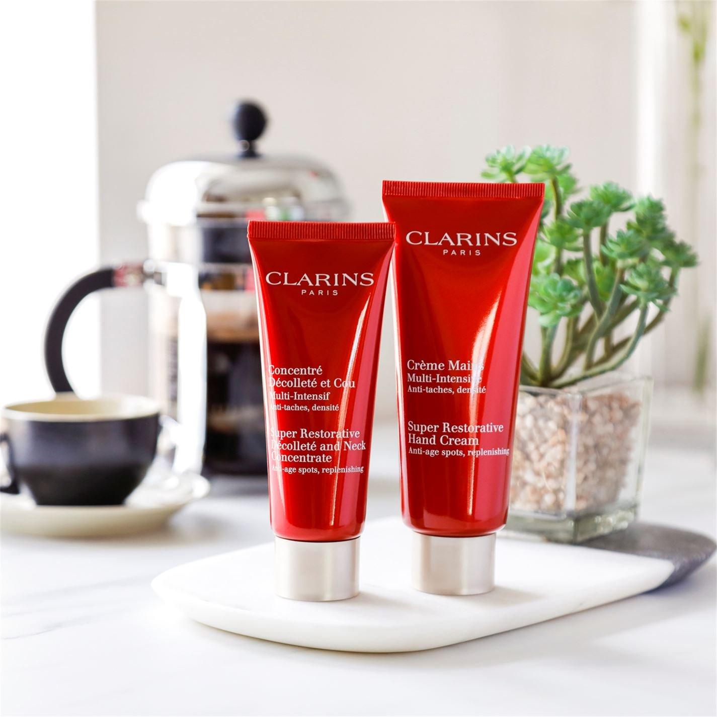 Cream - Clarins - Super Restorative Hand Cream - 4