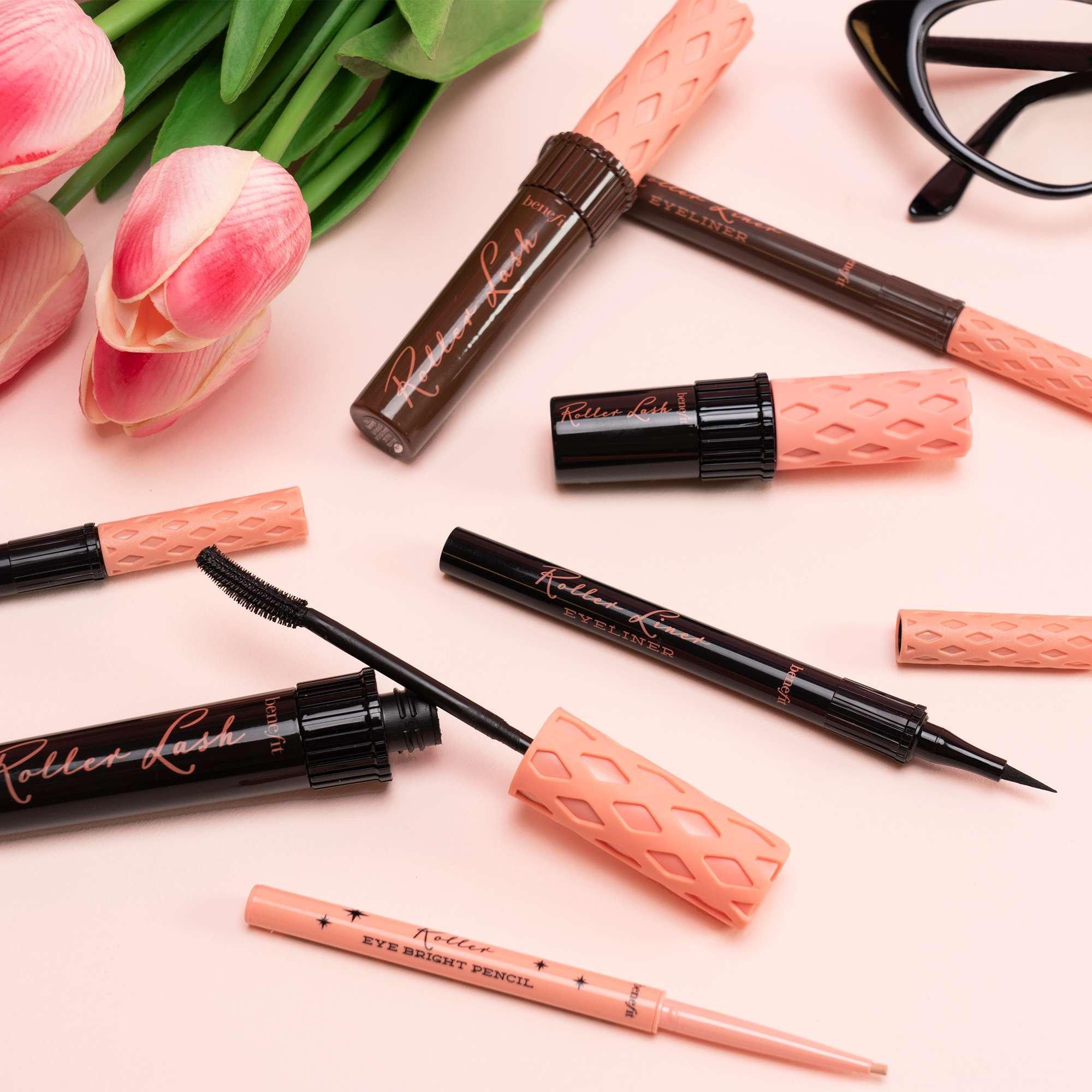 Black - Benefit - Roller Liner Liquid Eyeliner - 4